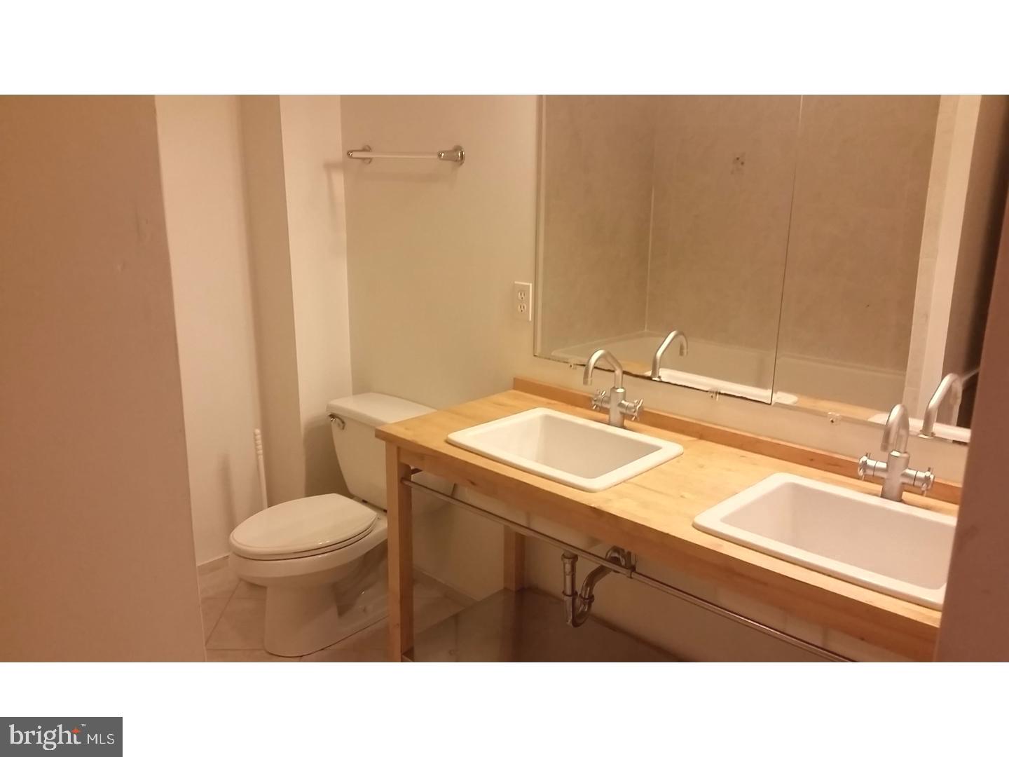 SPRING ARTS - Residential Lease