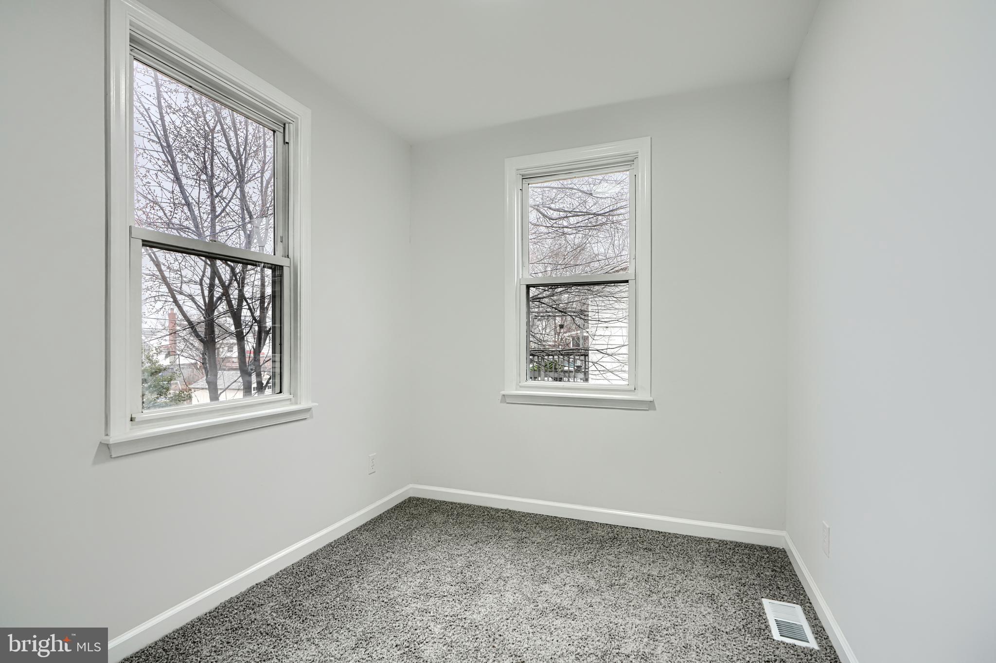 BALTIMORE HIGHLANDS - Residential