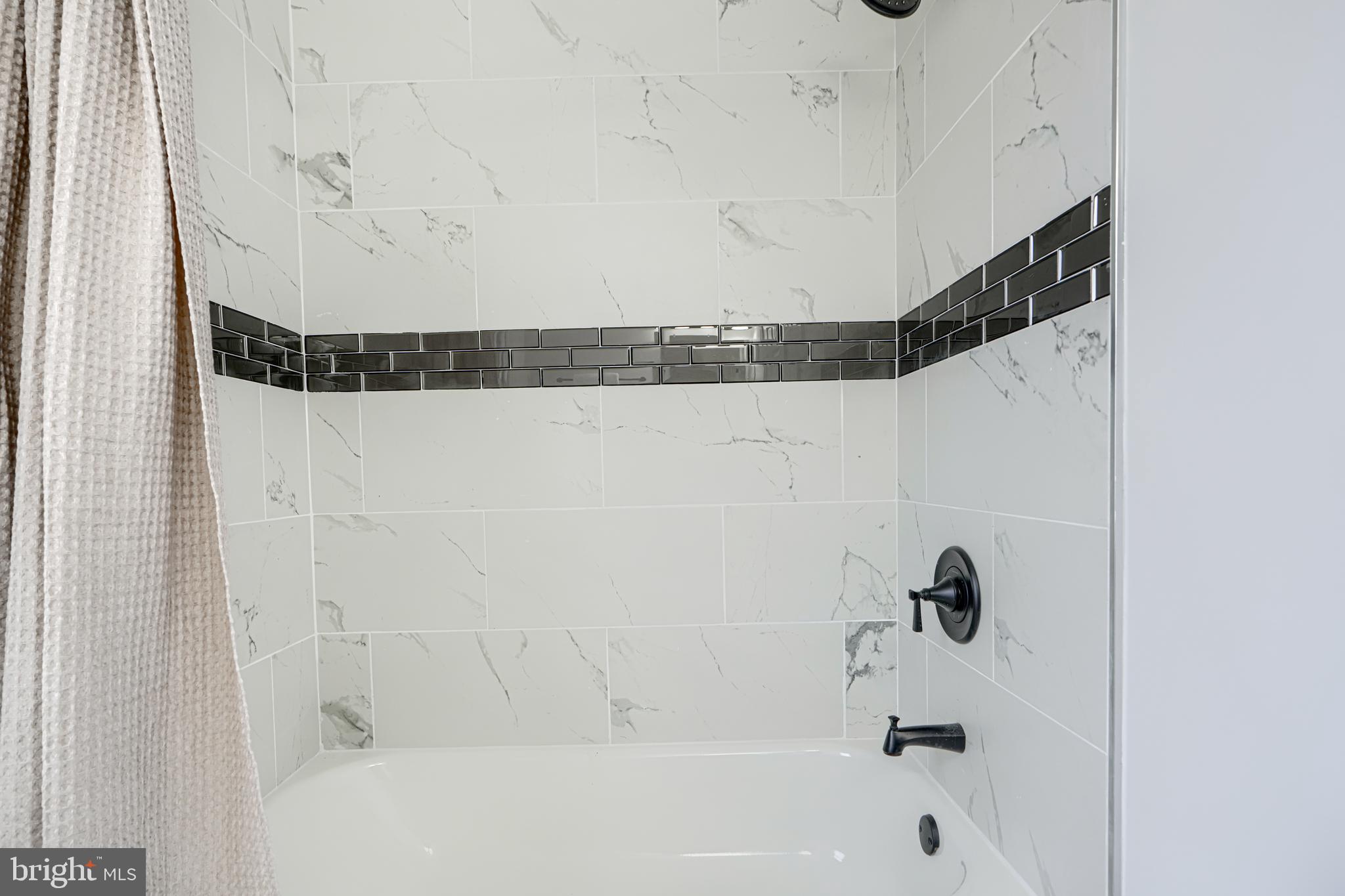 BALTIMORE HIGHLANDS - Residential