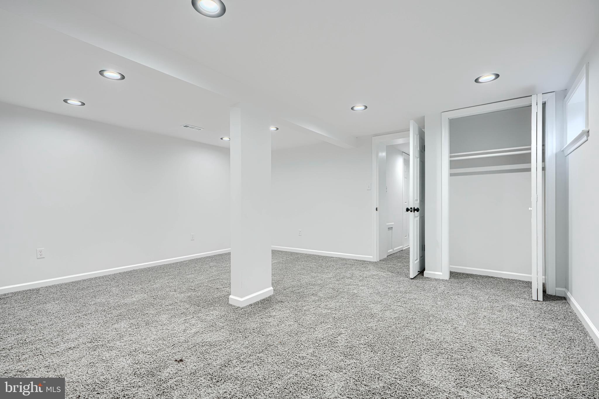 BALTIMORE HIGHLANDS - Residential