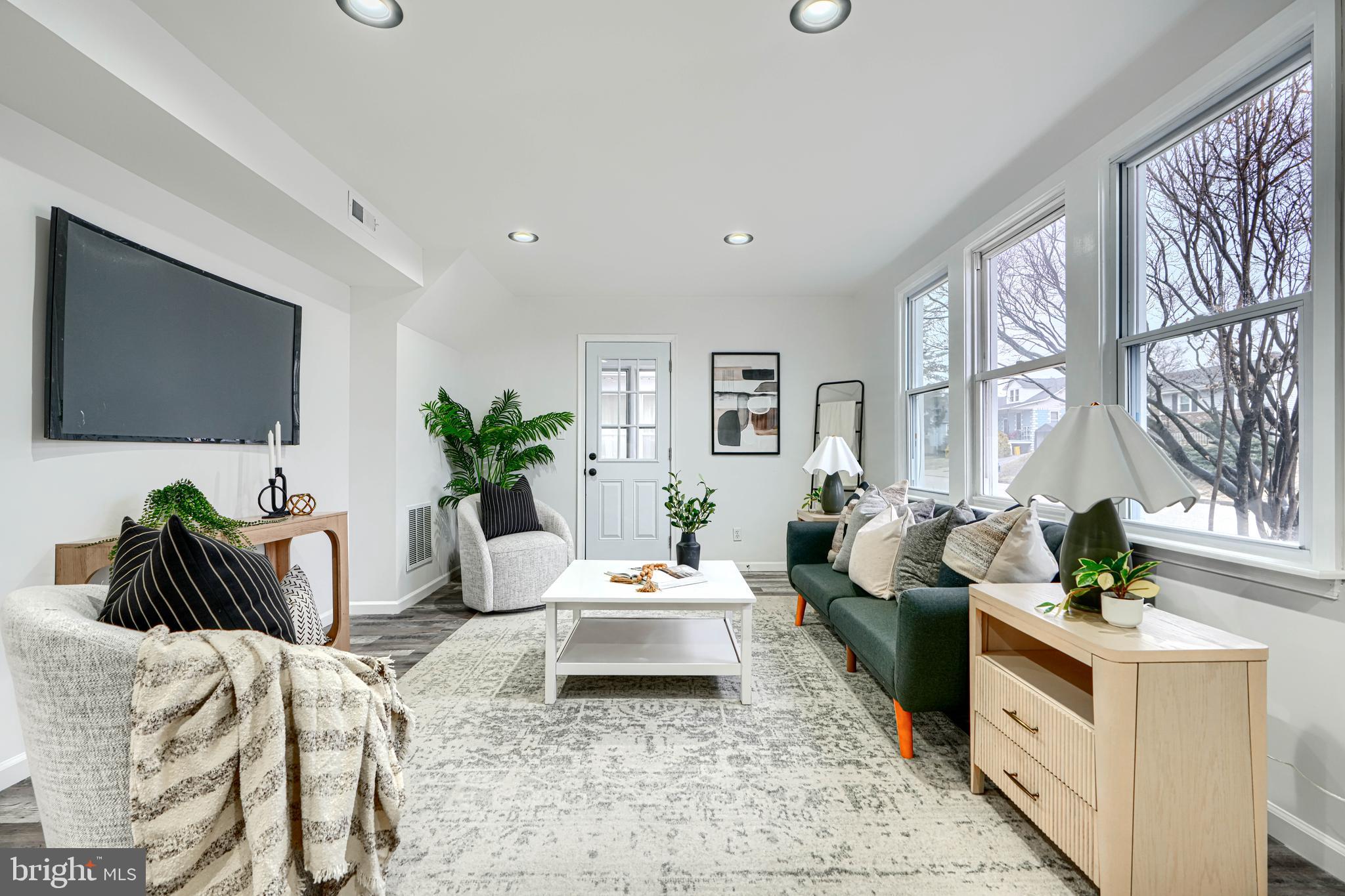 BALTIMORE HIGHLANDS - Residential