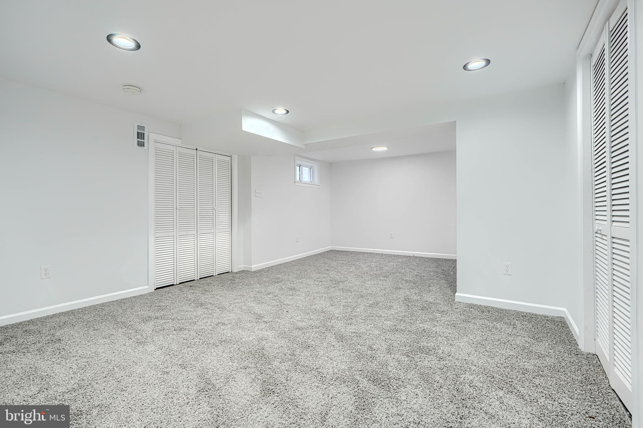 BALTIMORE HIGHLANDS - Residential