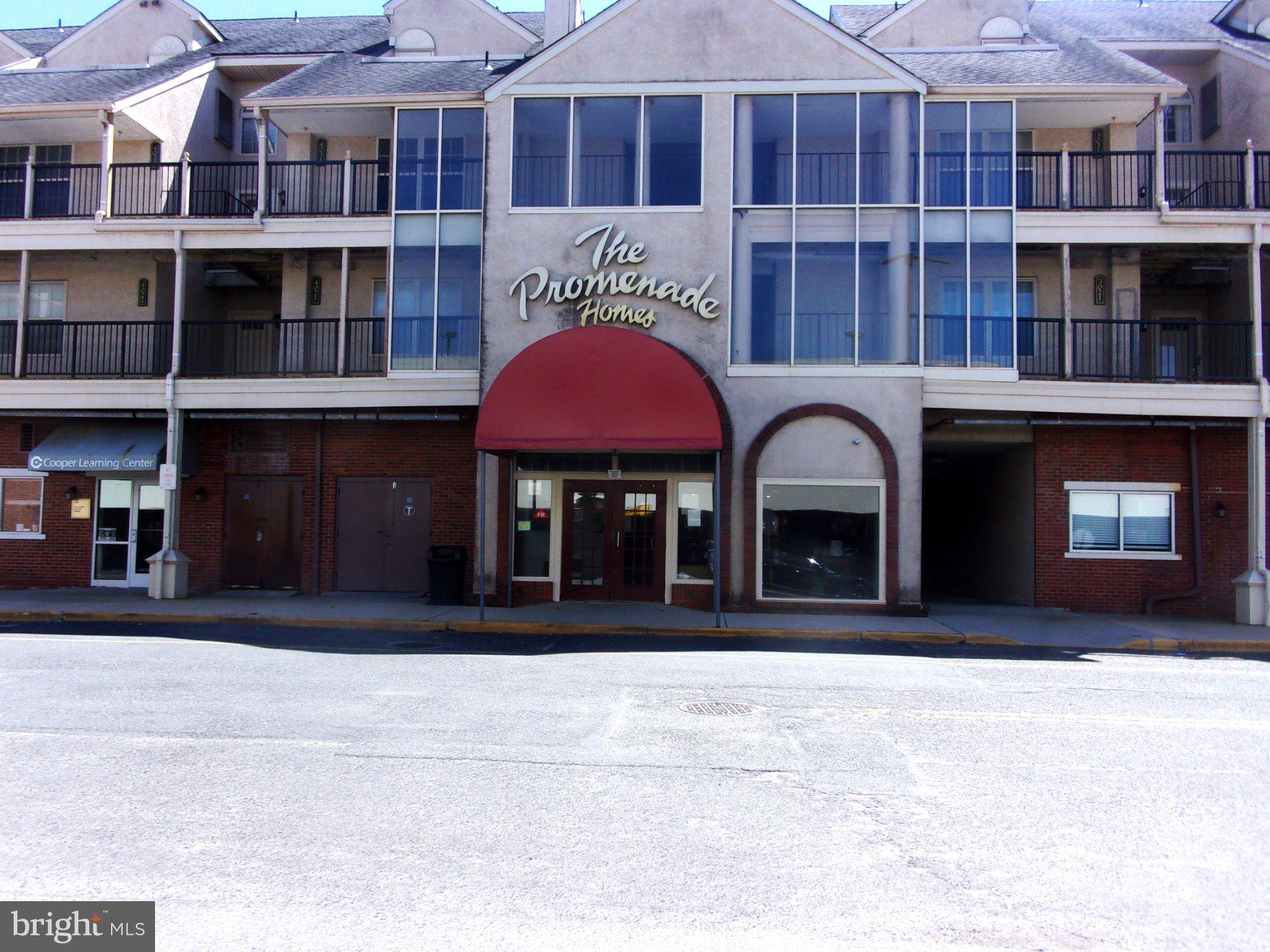 4038 MAIN STREET