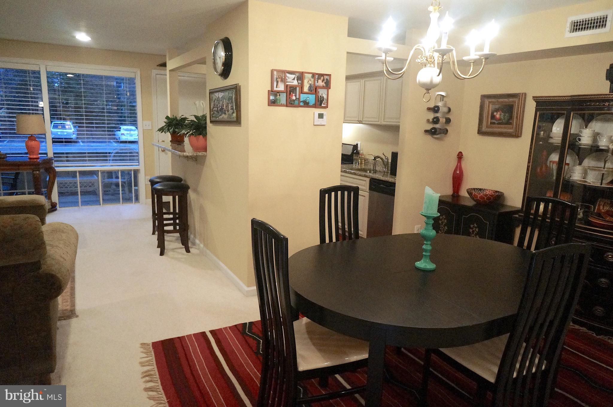 FALLS PLAZA - Residential