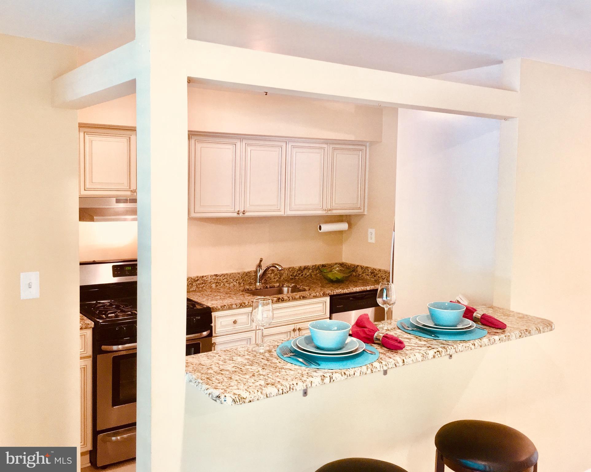 FALLS PLAZA - Residential