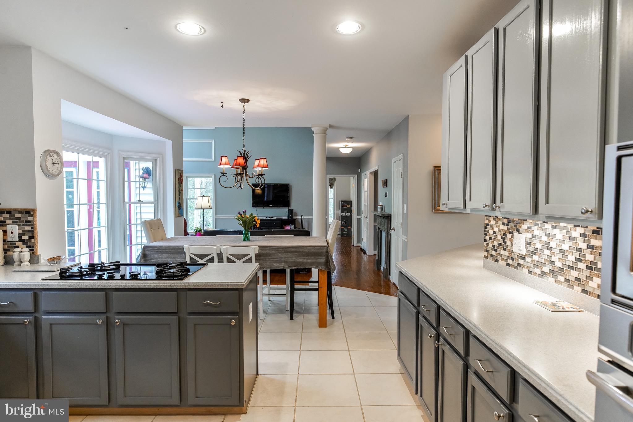 HUNTERS RIDGE - Residential