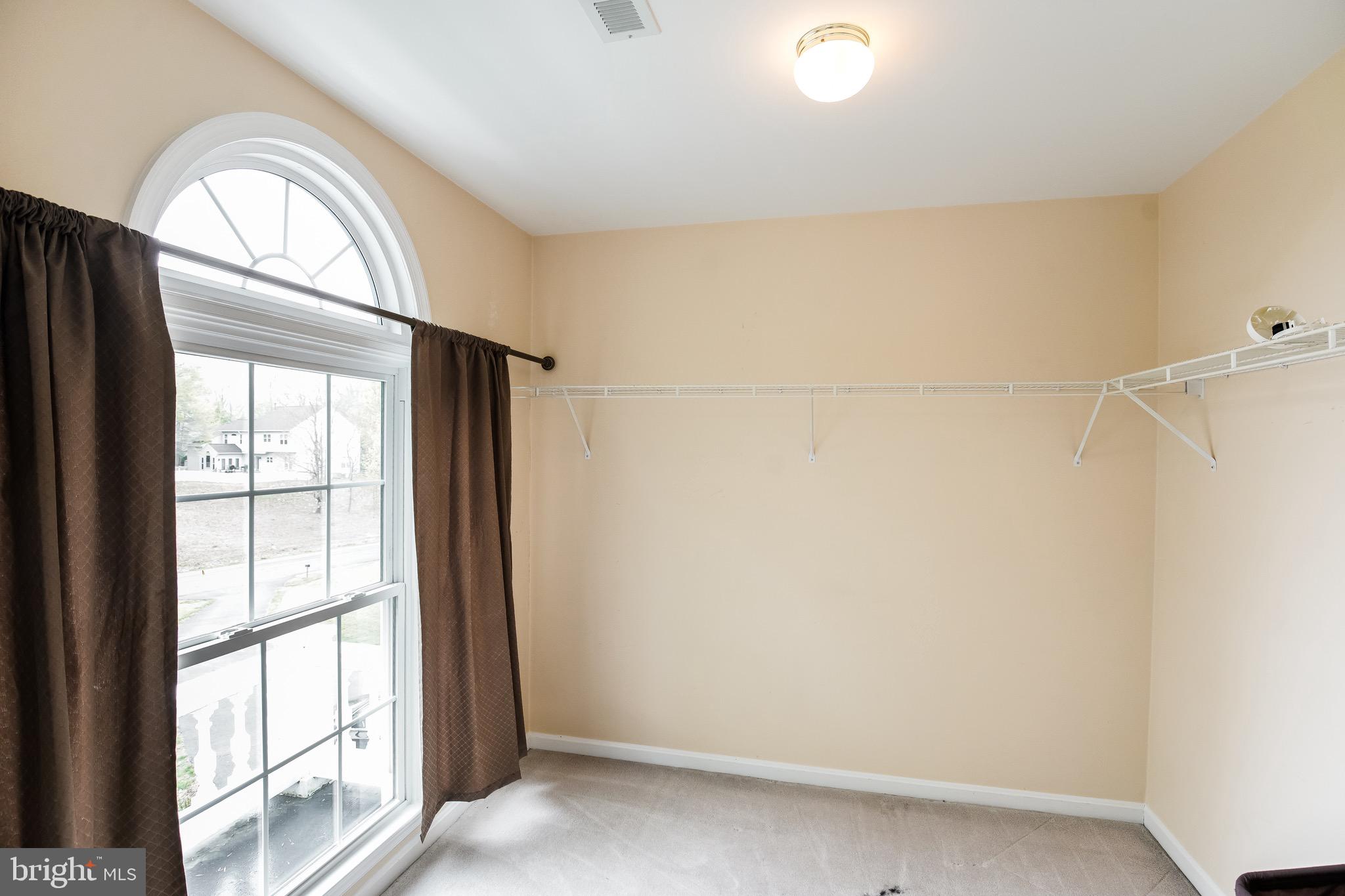 HUNTERS RIDGE - Residential