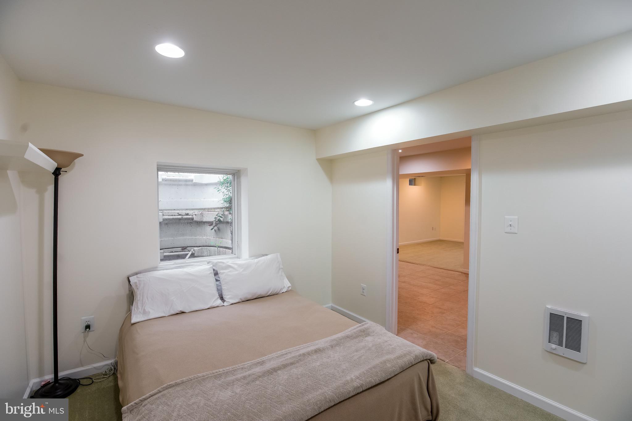 HUNTERS RIDGE - Residential