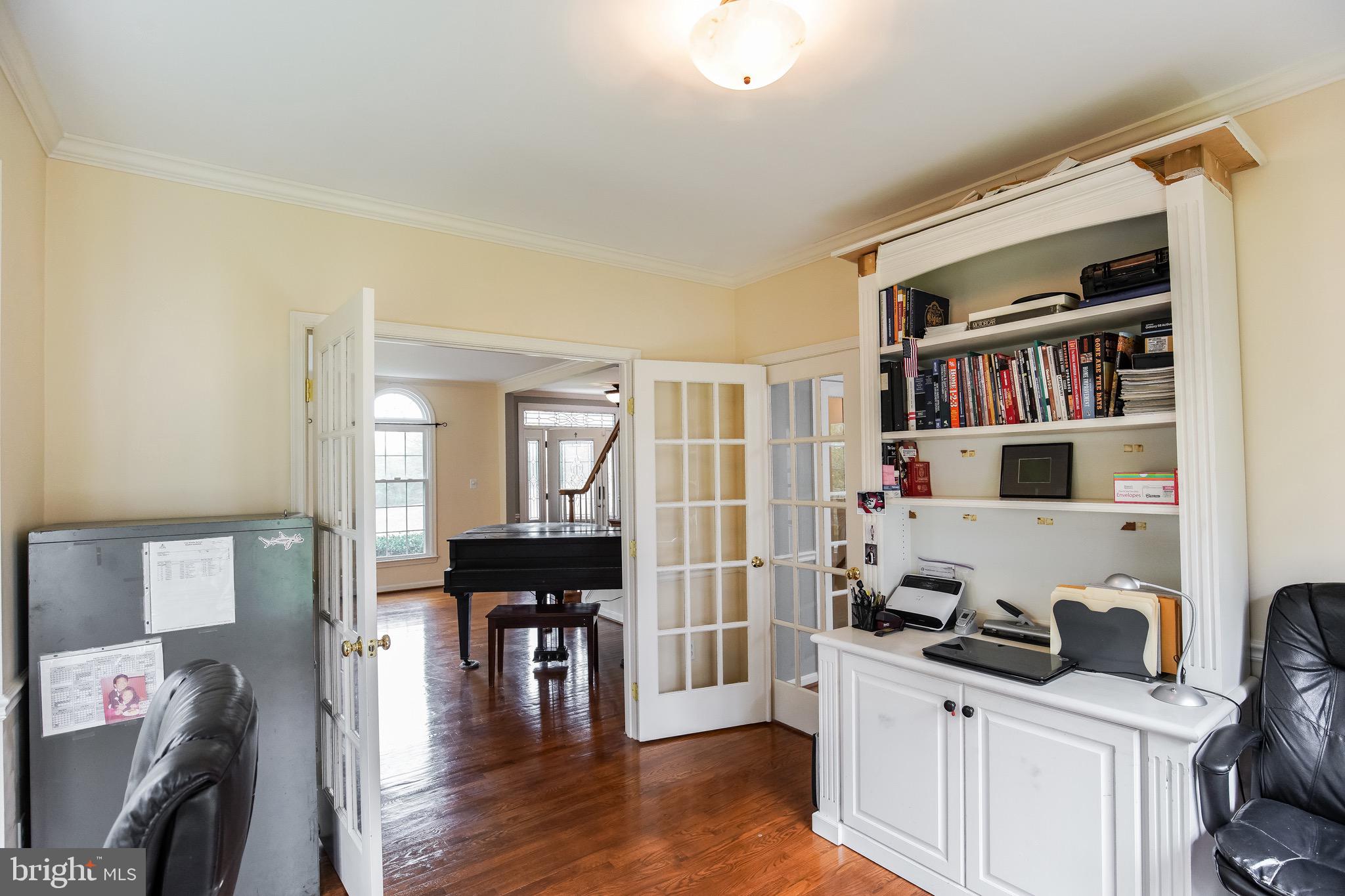 HUNTERS RIDGE - Residential