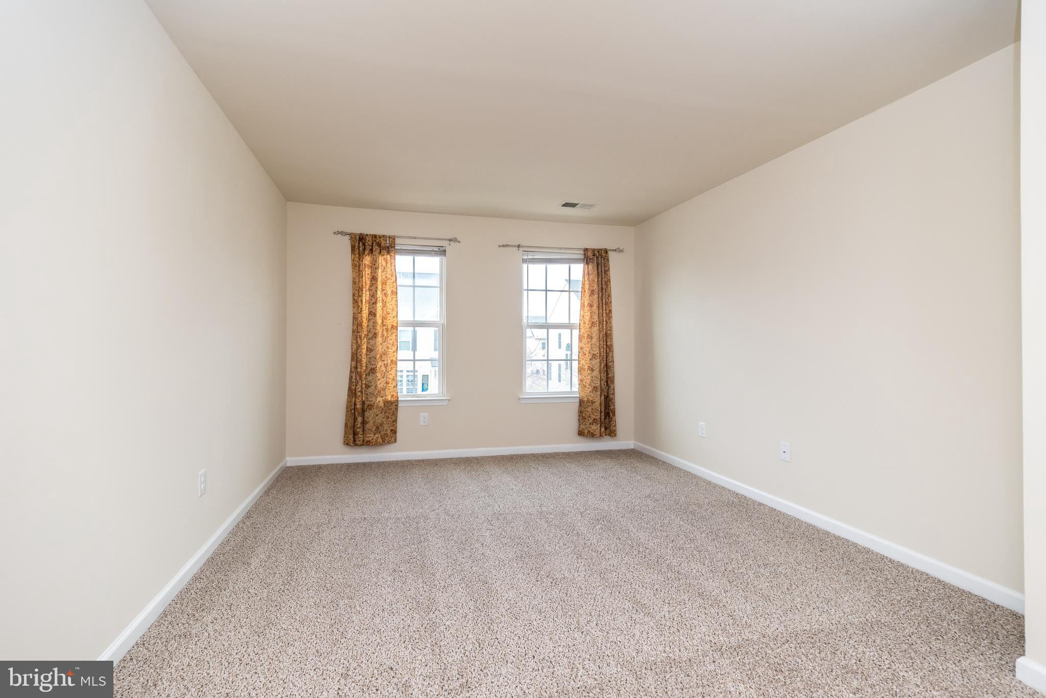 OVERLOOK AT CARRIAGE - Residential