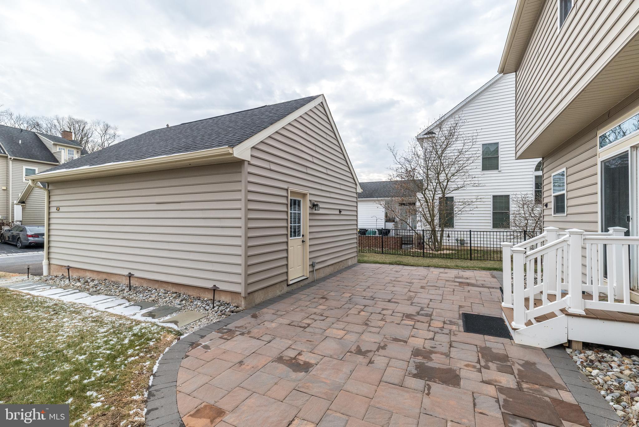 OVERLOOK AT CARRIAGE - Residential