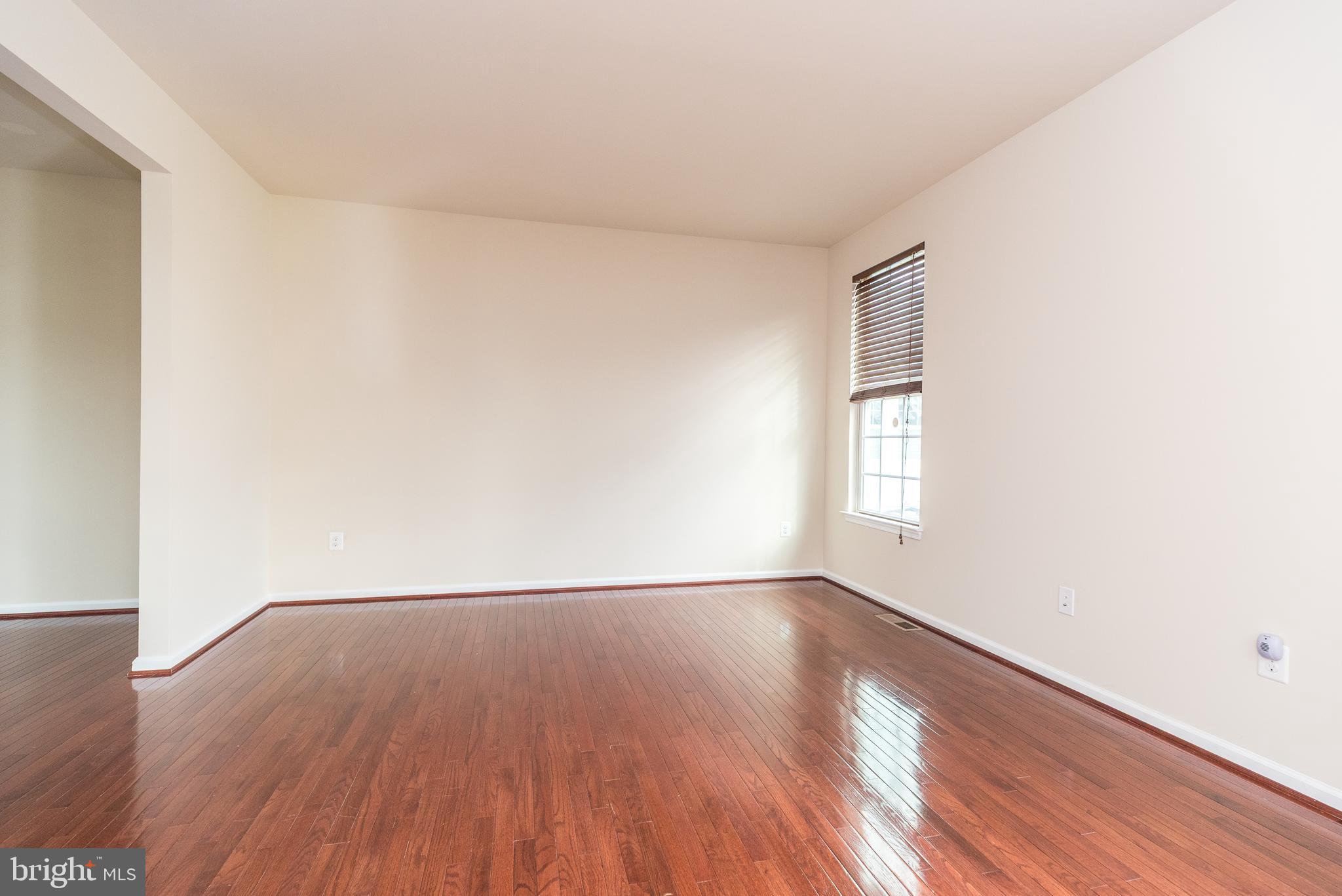 OVERLOOK AT CARRIAGE - Residential