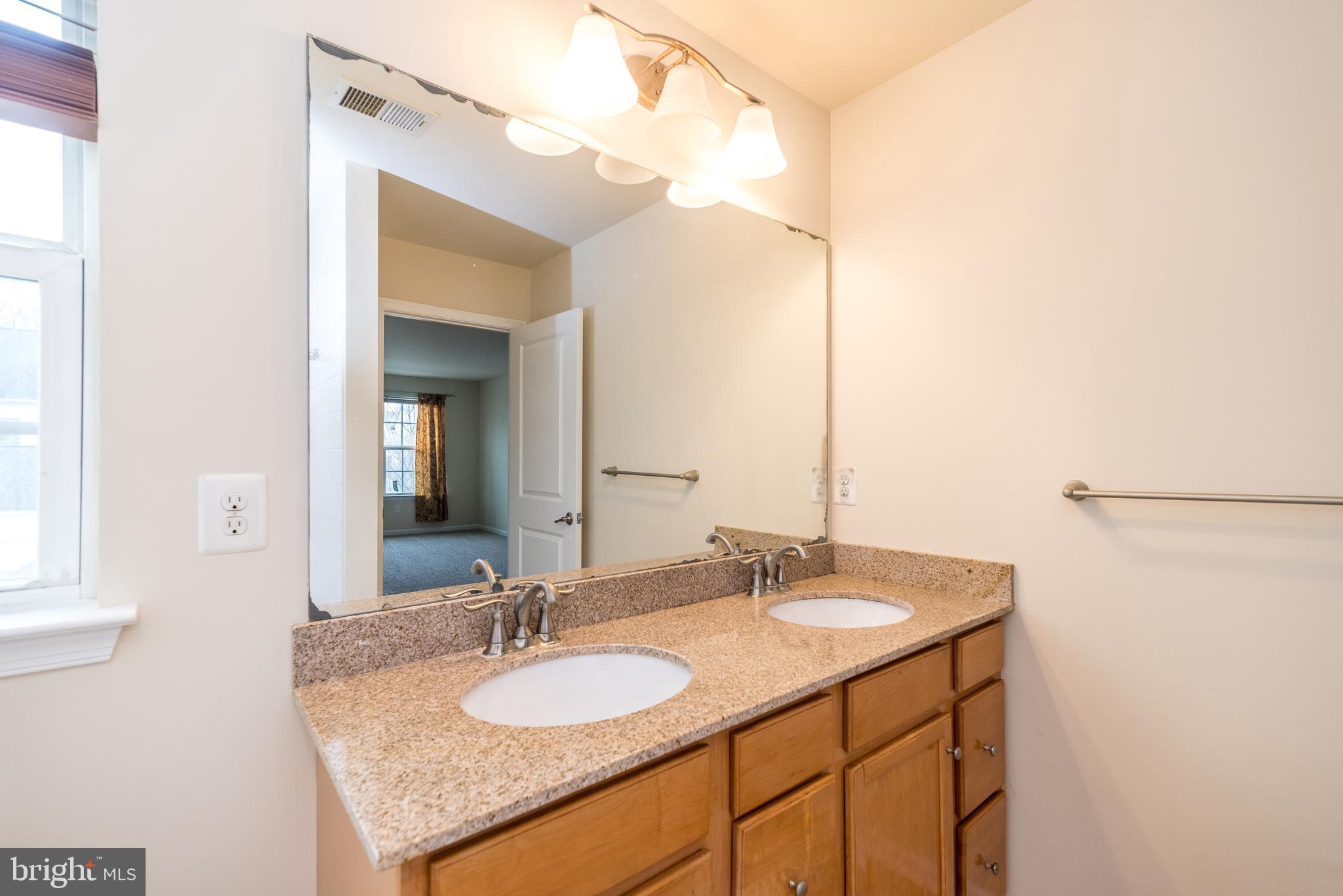 OVERLOOK AT CARRIAGE - Residential