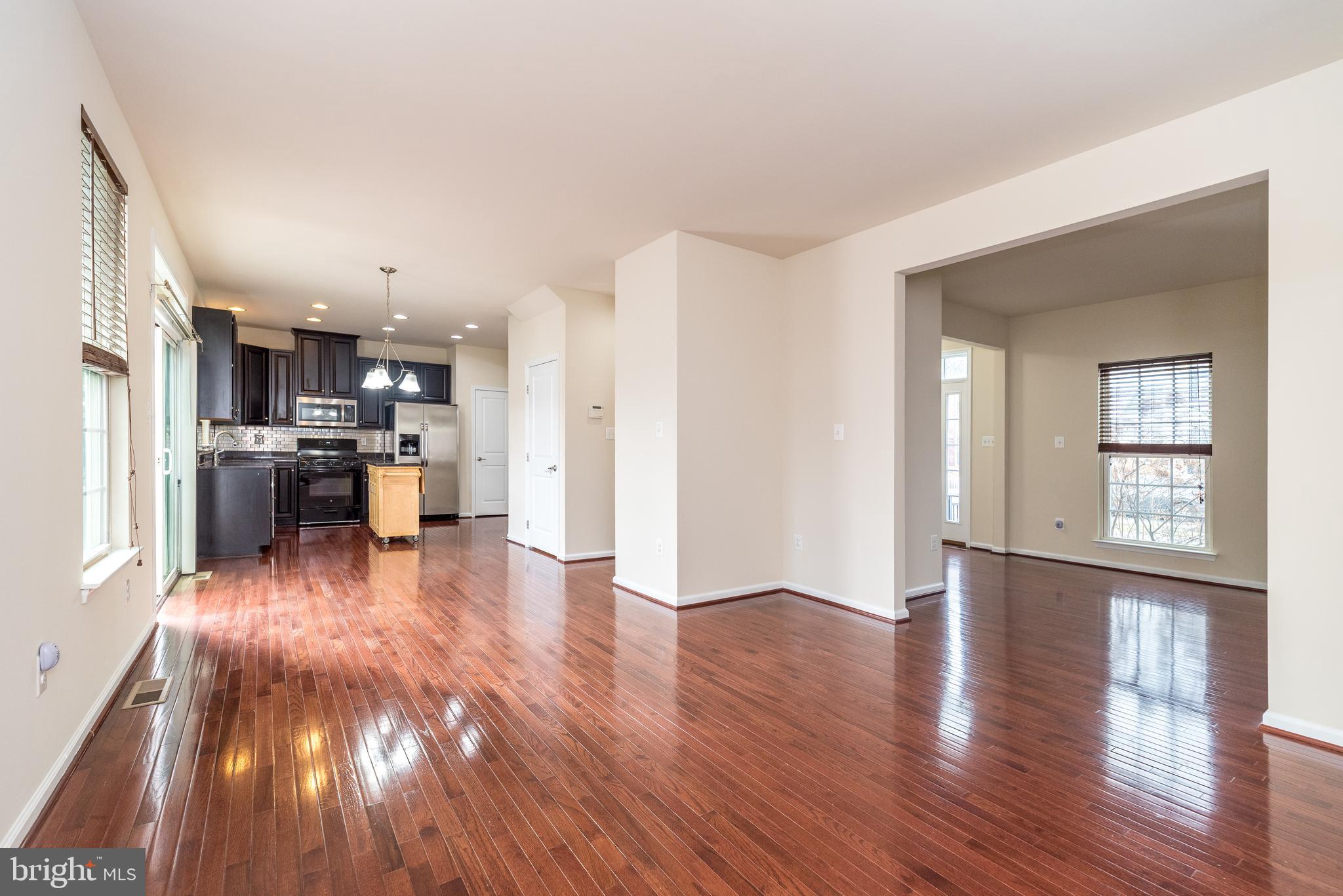 OVERLOOK AT CARRIAGE - Residential