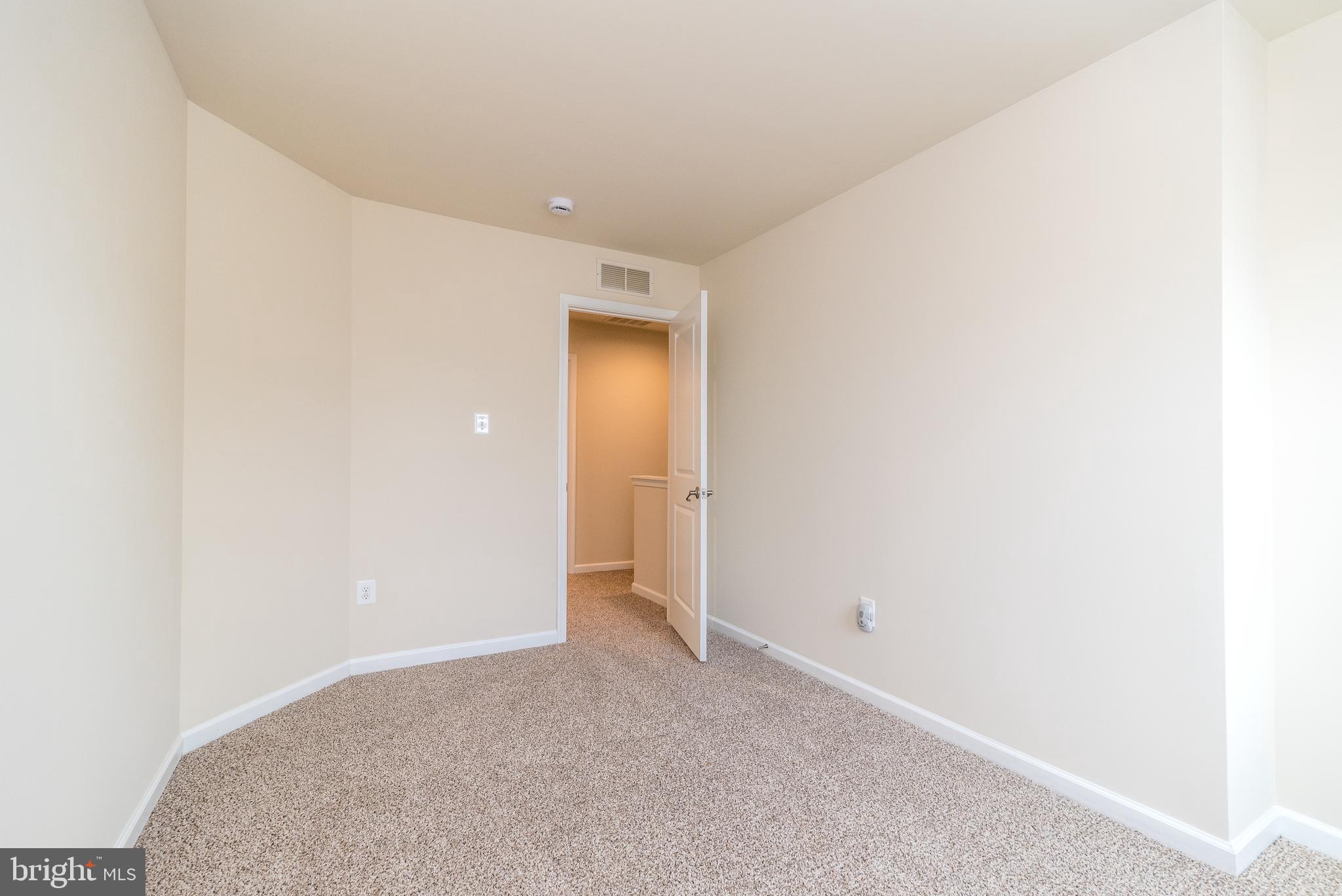 OVERLOOK AT CARRIAGE - Residential