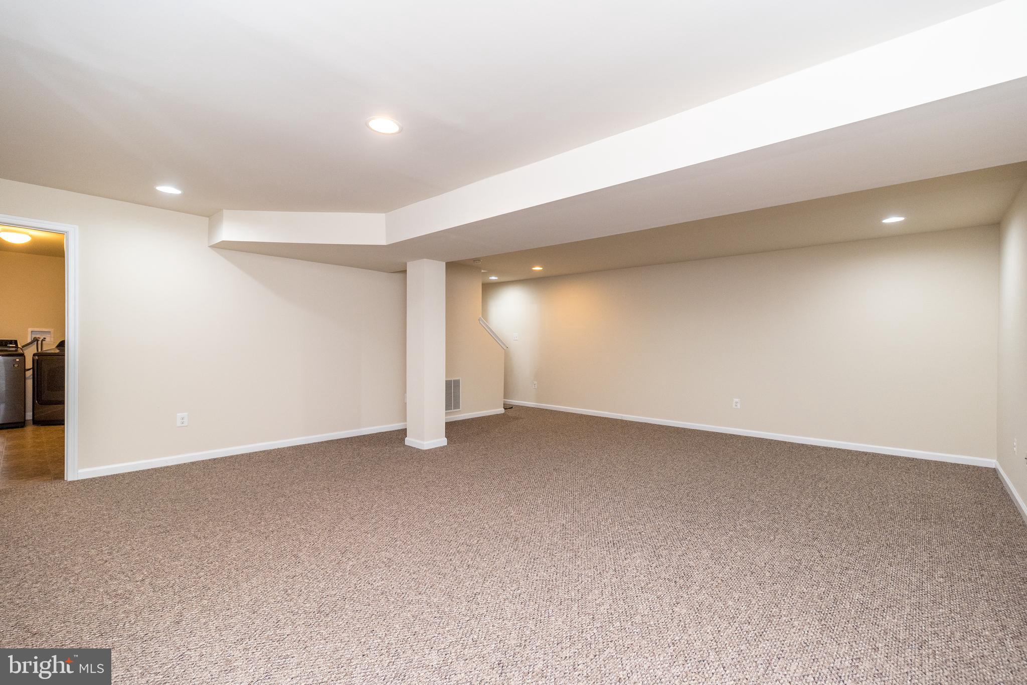 OVERLOOK AT CARRIAGE - Residential