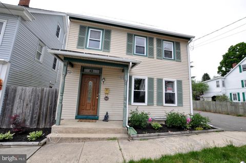 81 JARVIS STREET PEMBERTON NJ 08068