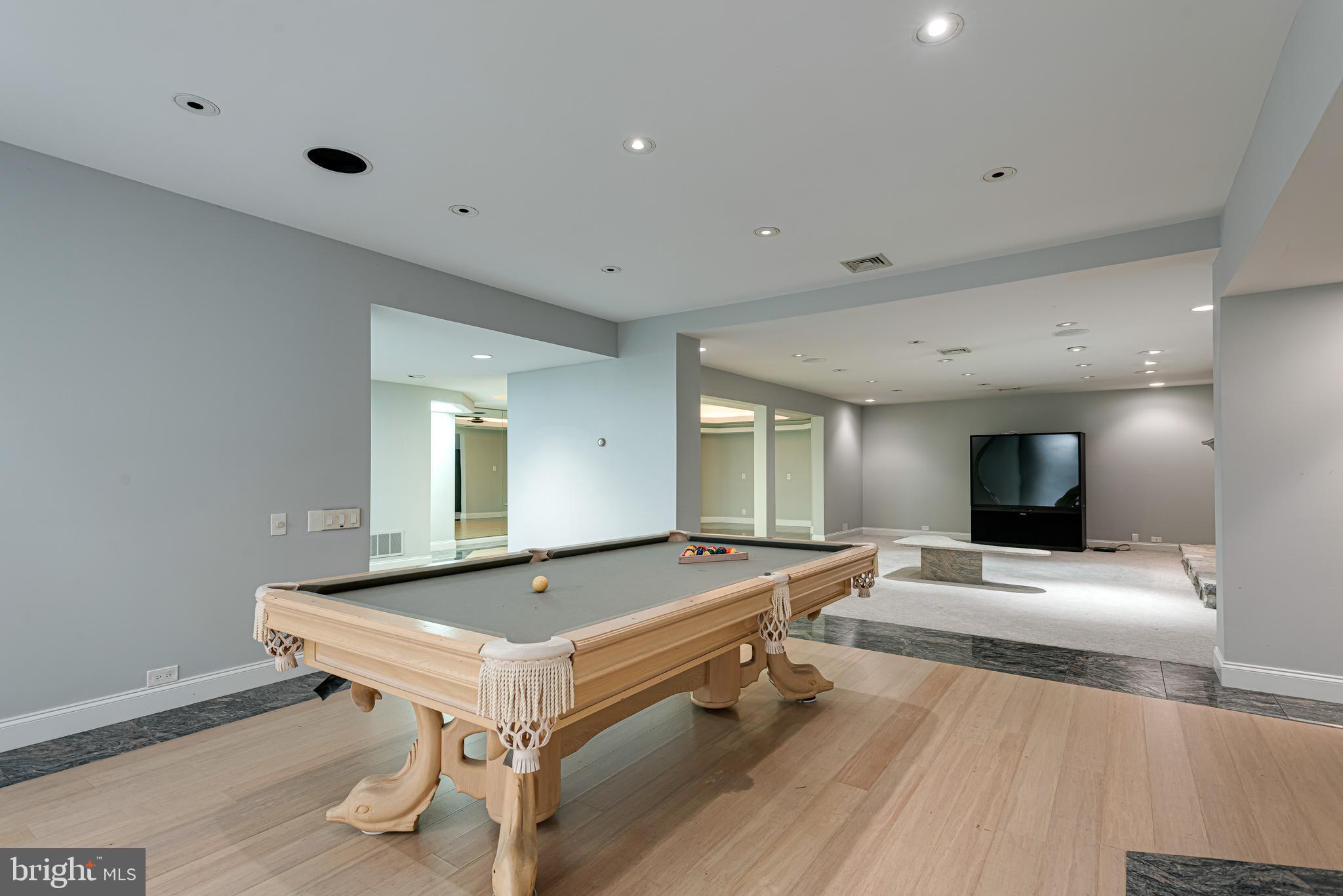SPRINGTON POINTE - Residential
