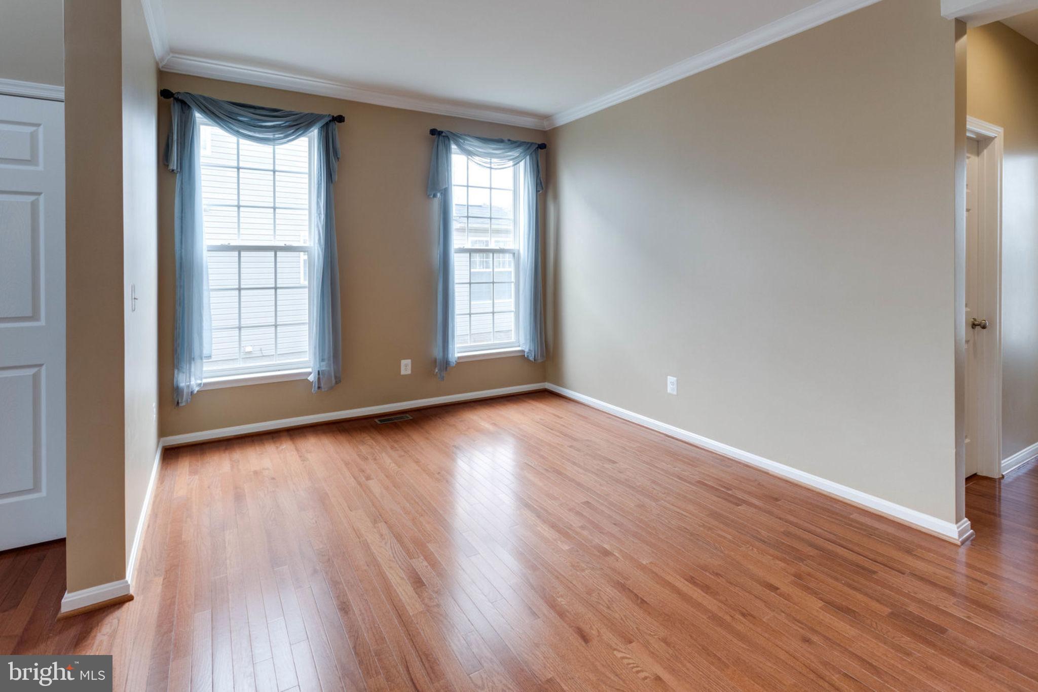 HOPEWELLS LANDING - Residential