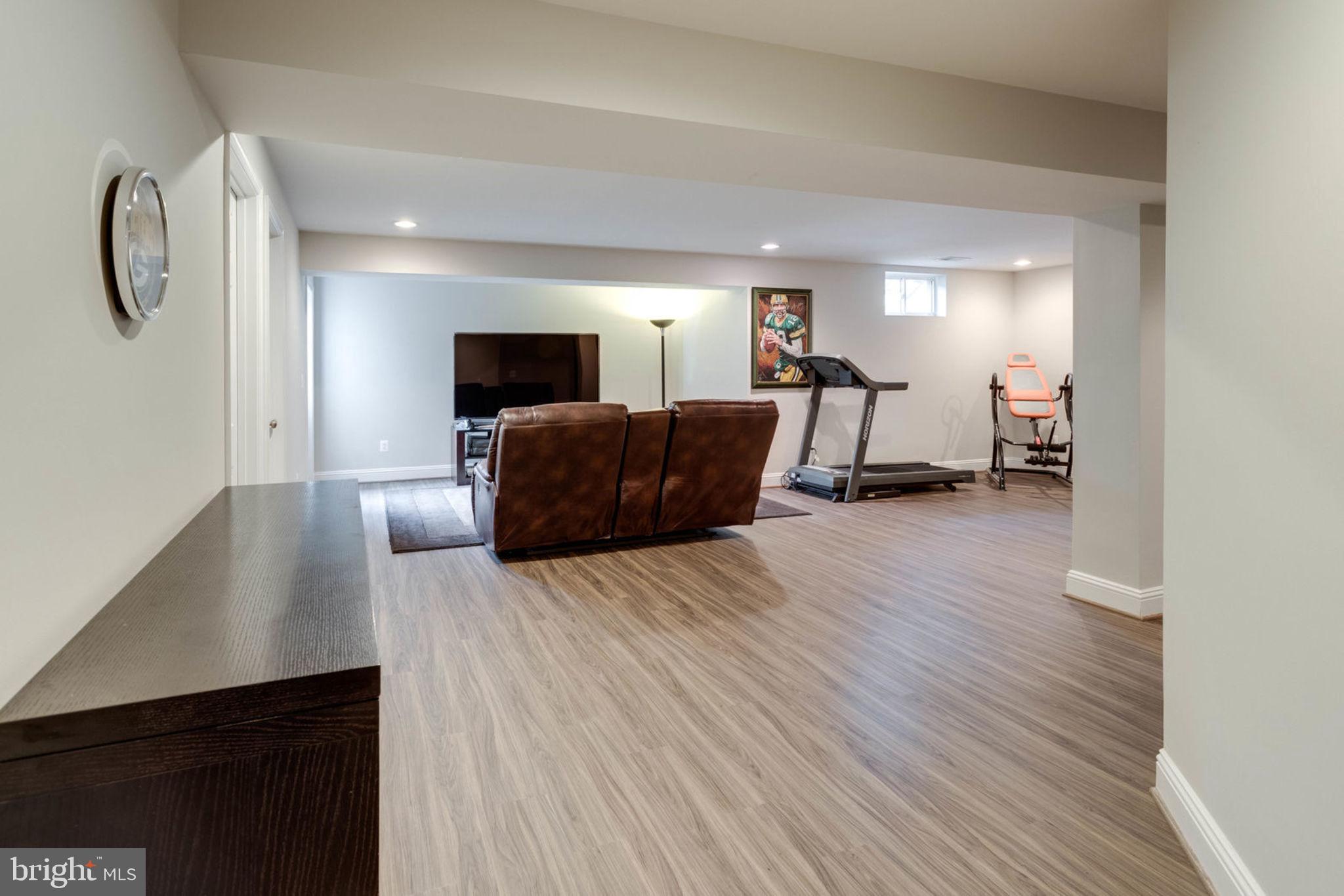 HOPEWELLS LANDING - Residential