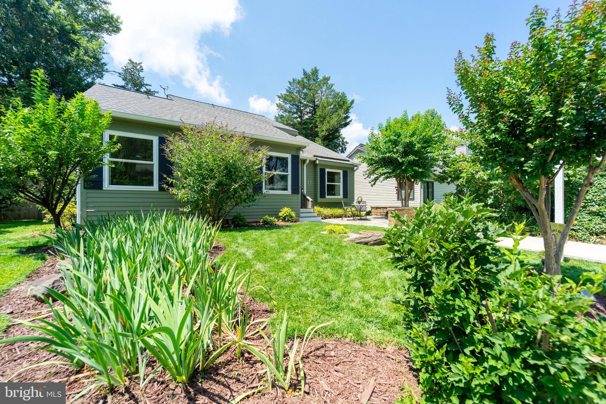 MURRAY HILL - Residential