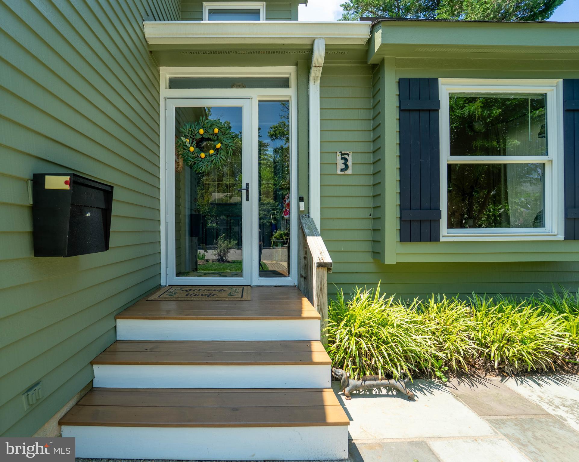 MURRAY HILL - Residential