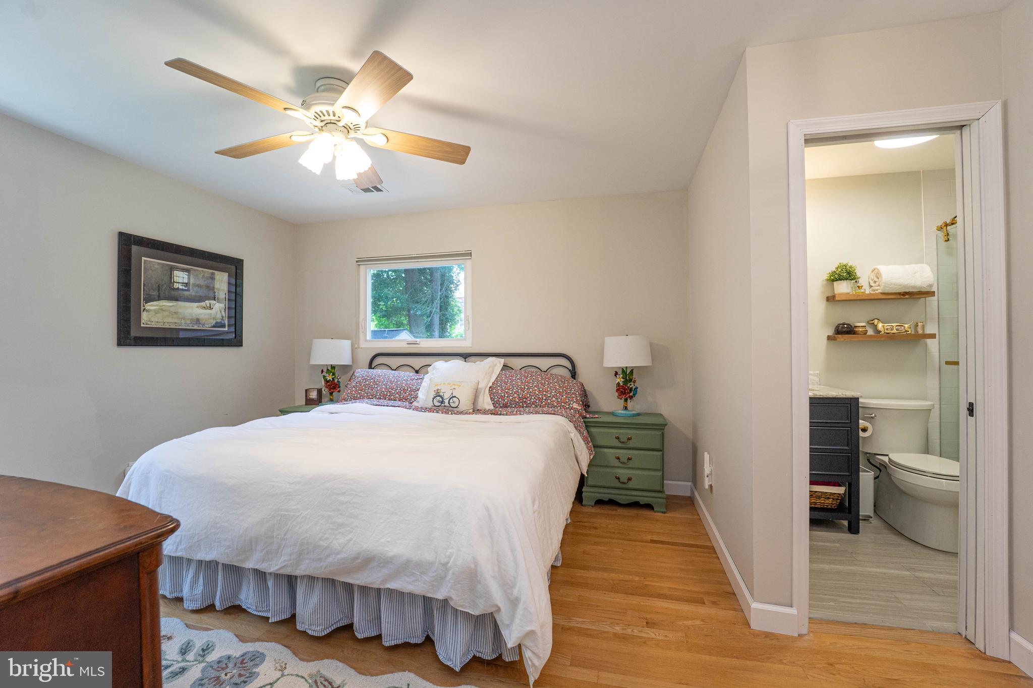 MURRAY HILL - Residential