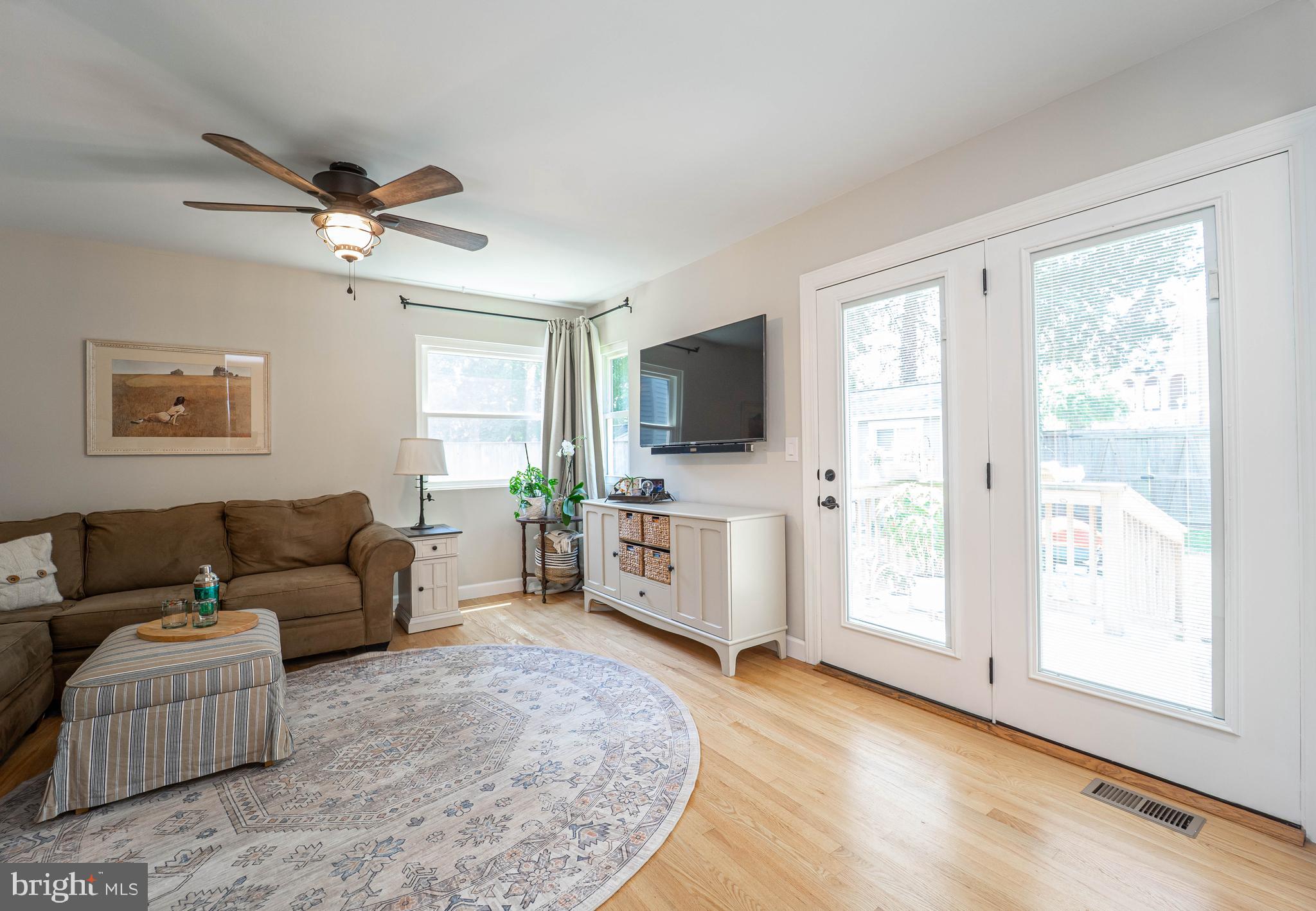 MURRAY HILL - Residential