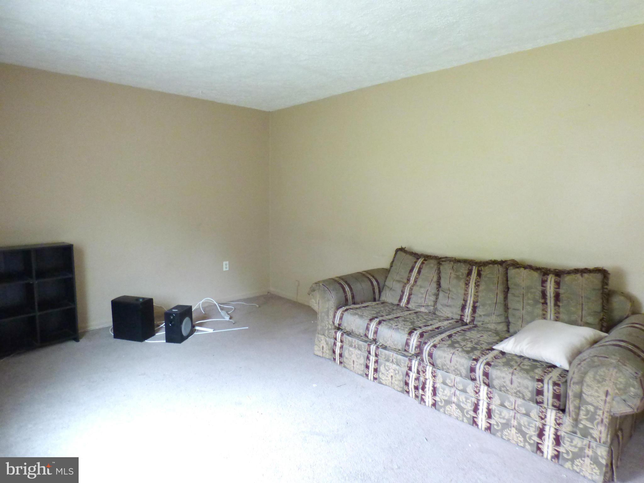 RUSTIC HILLS - Residential