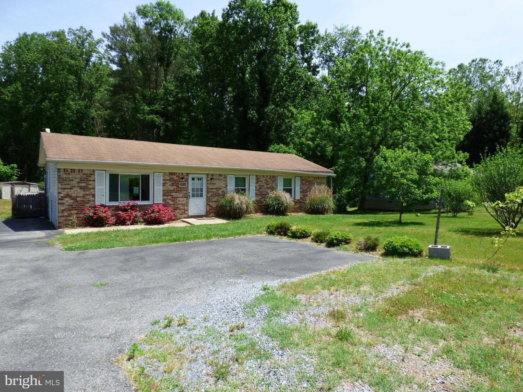 RUSTIC HILLS - Residential