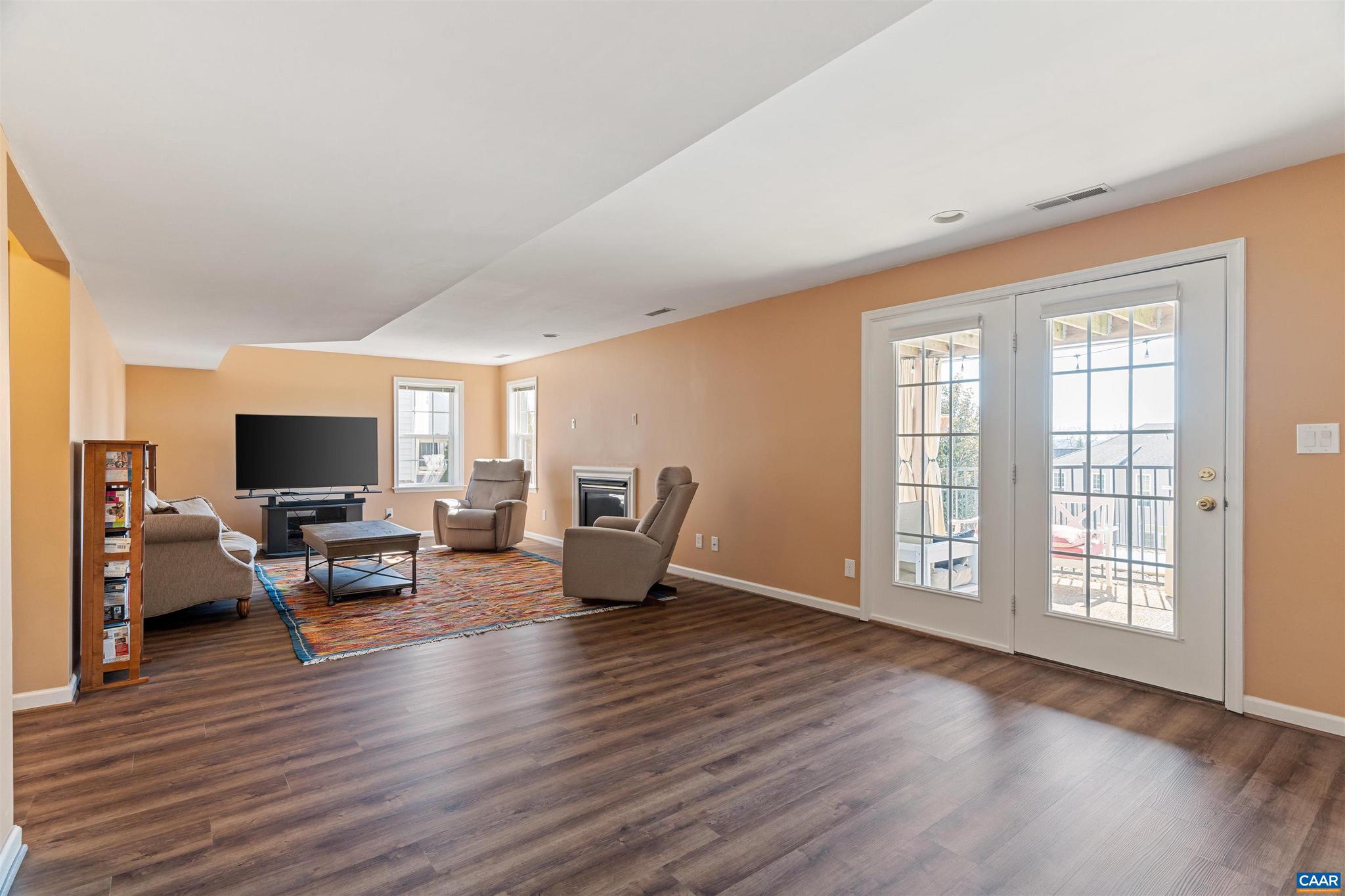 GRAYROCK - Residential