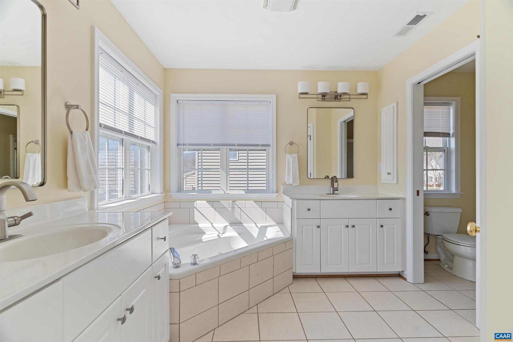 GRAYROCK - Residential