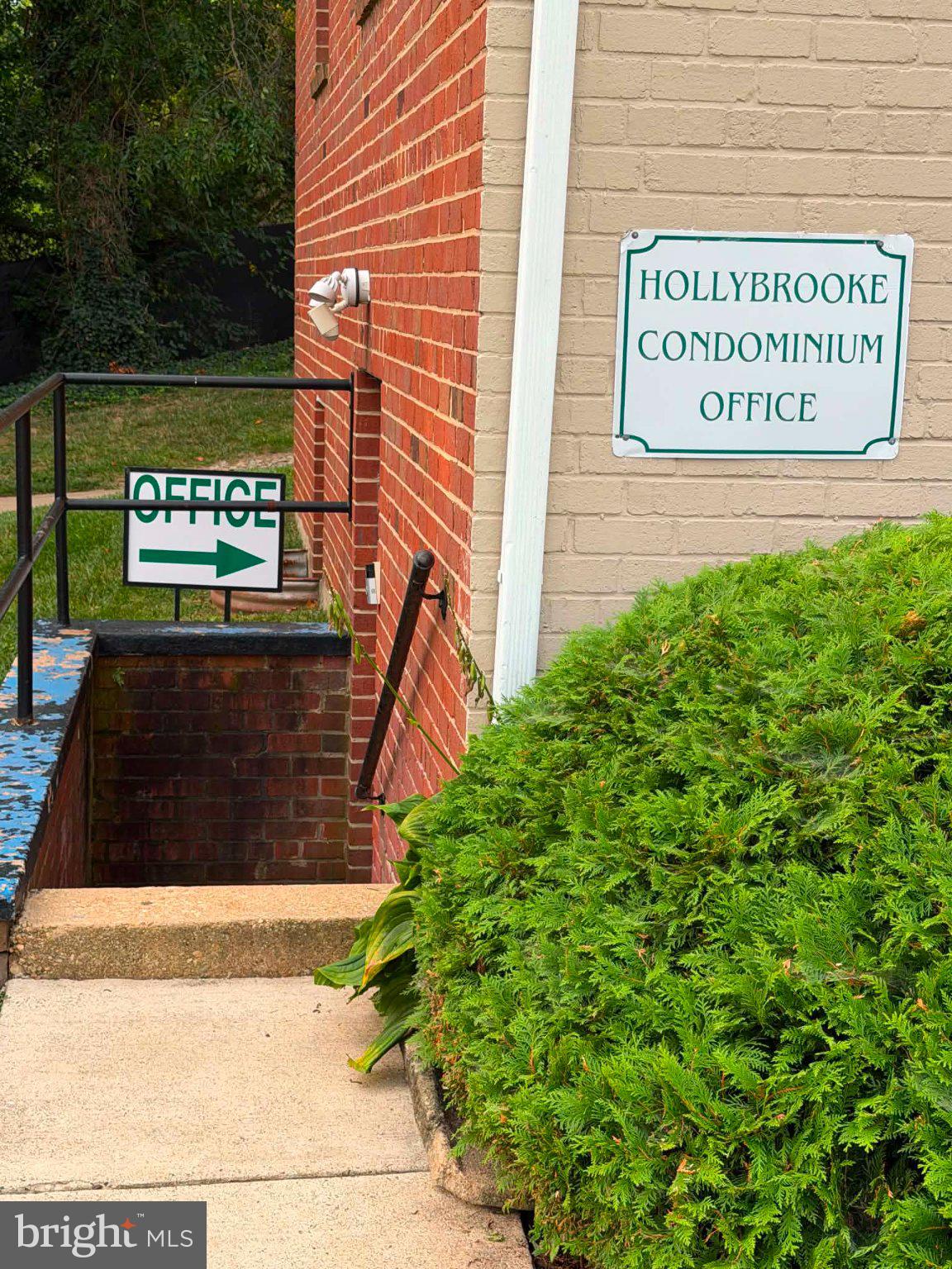 3051 PATRICK HENRY DRIVE 201