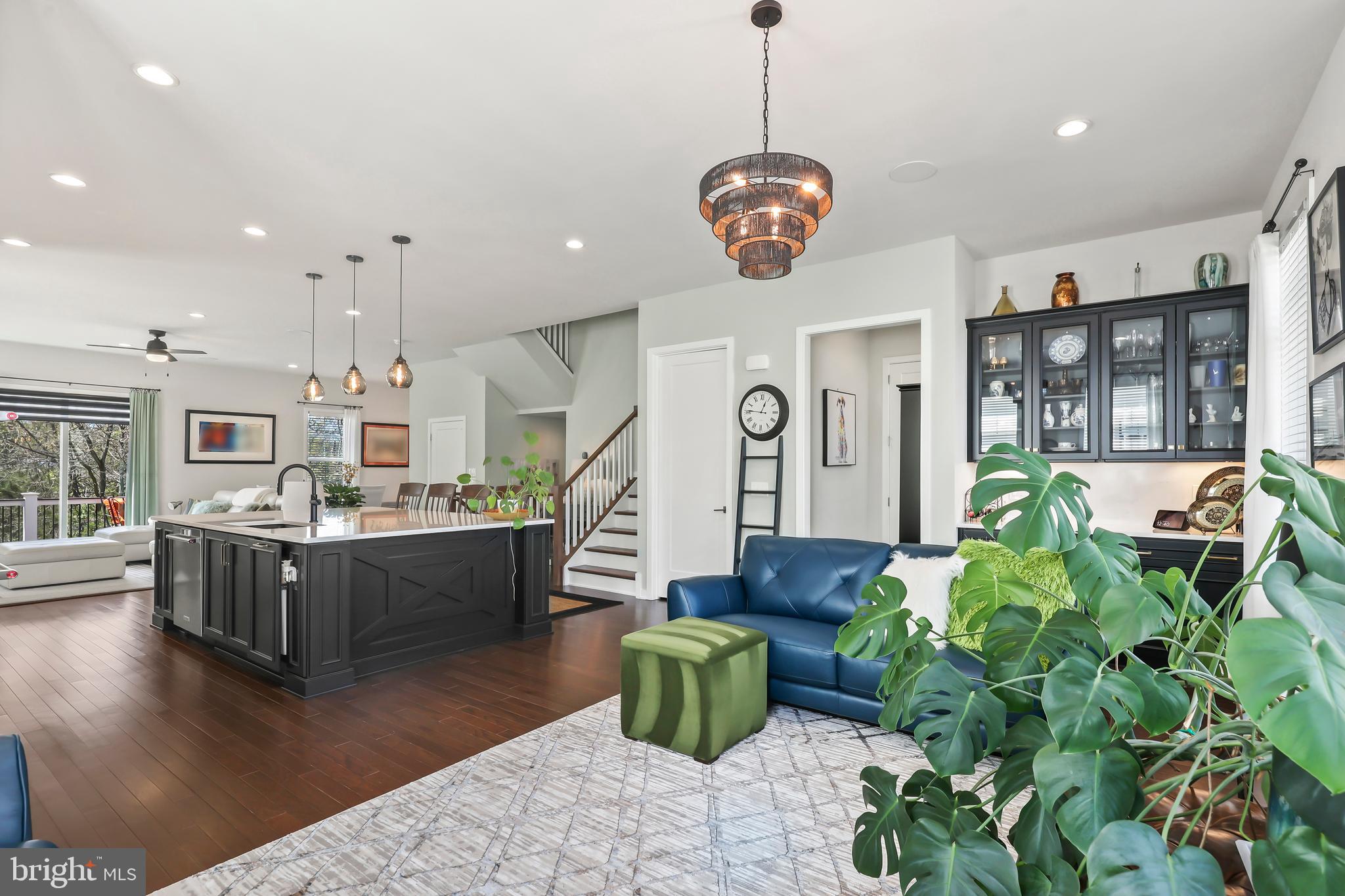 REGENCY AT BELMONT - Residential