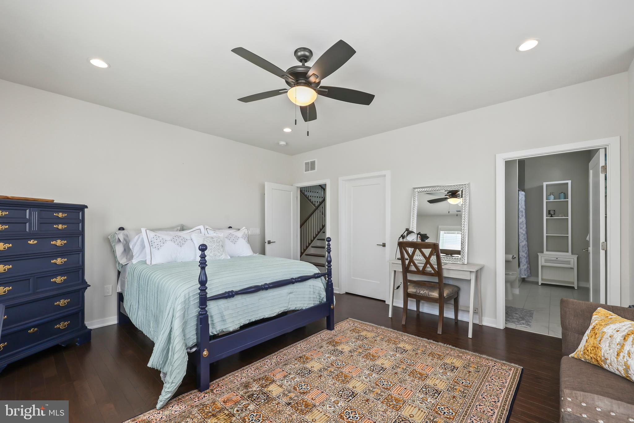 REGENCY AT BELMONT - Residential