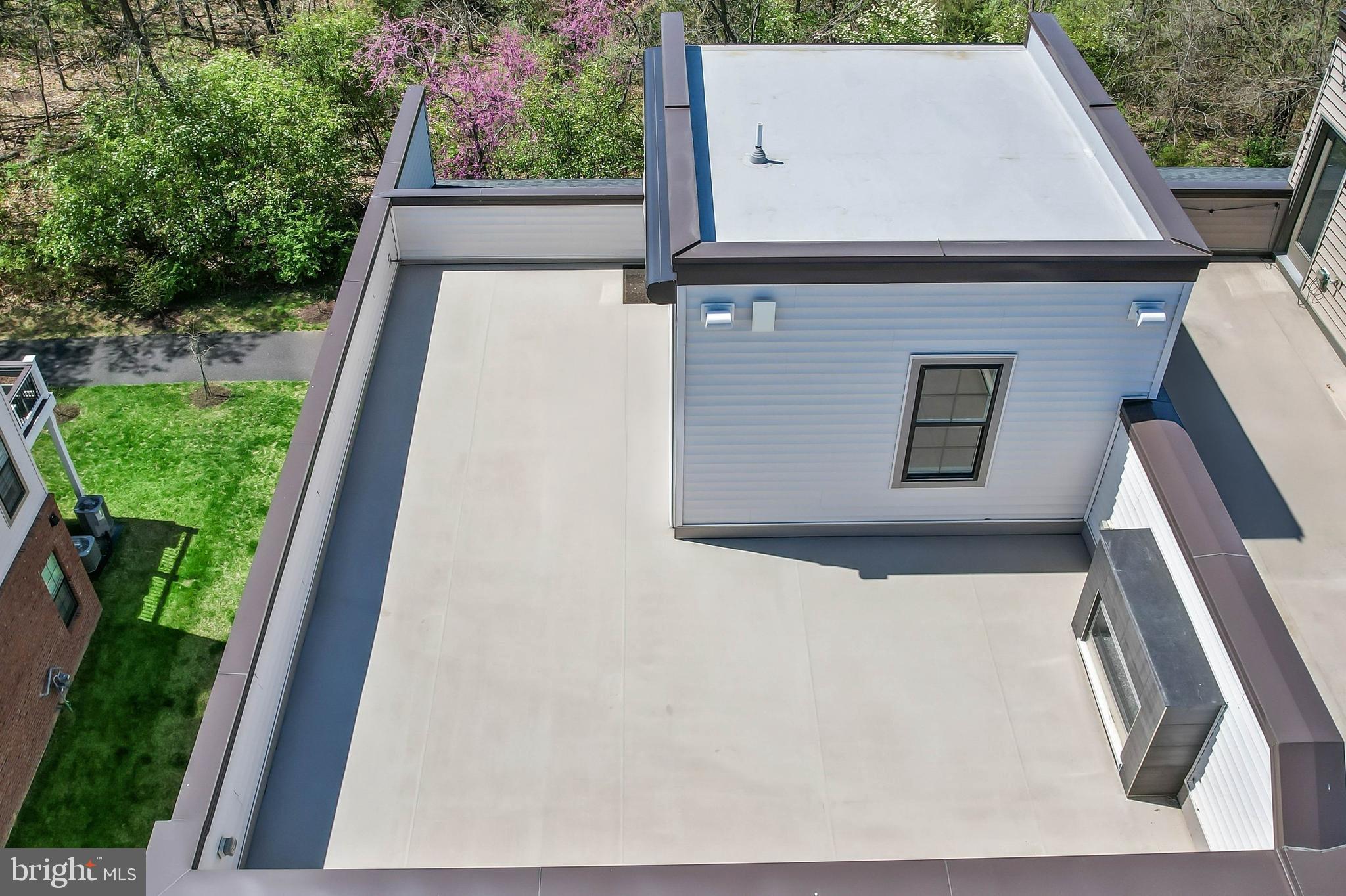 REGENCY AT BELMONT - Residential