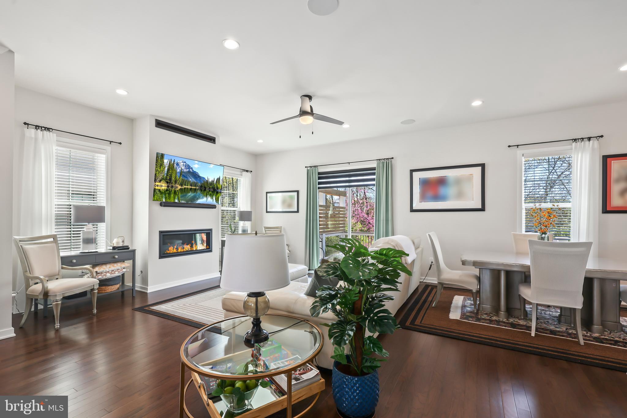 REGENCY AT BELMONT - Residential