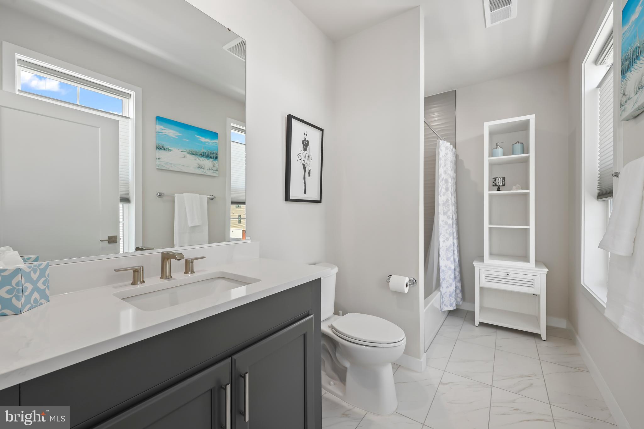 REGENCY AT BELMONT - Residential