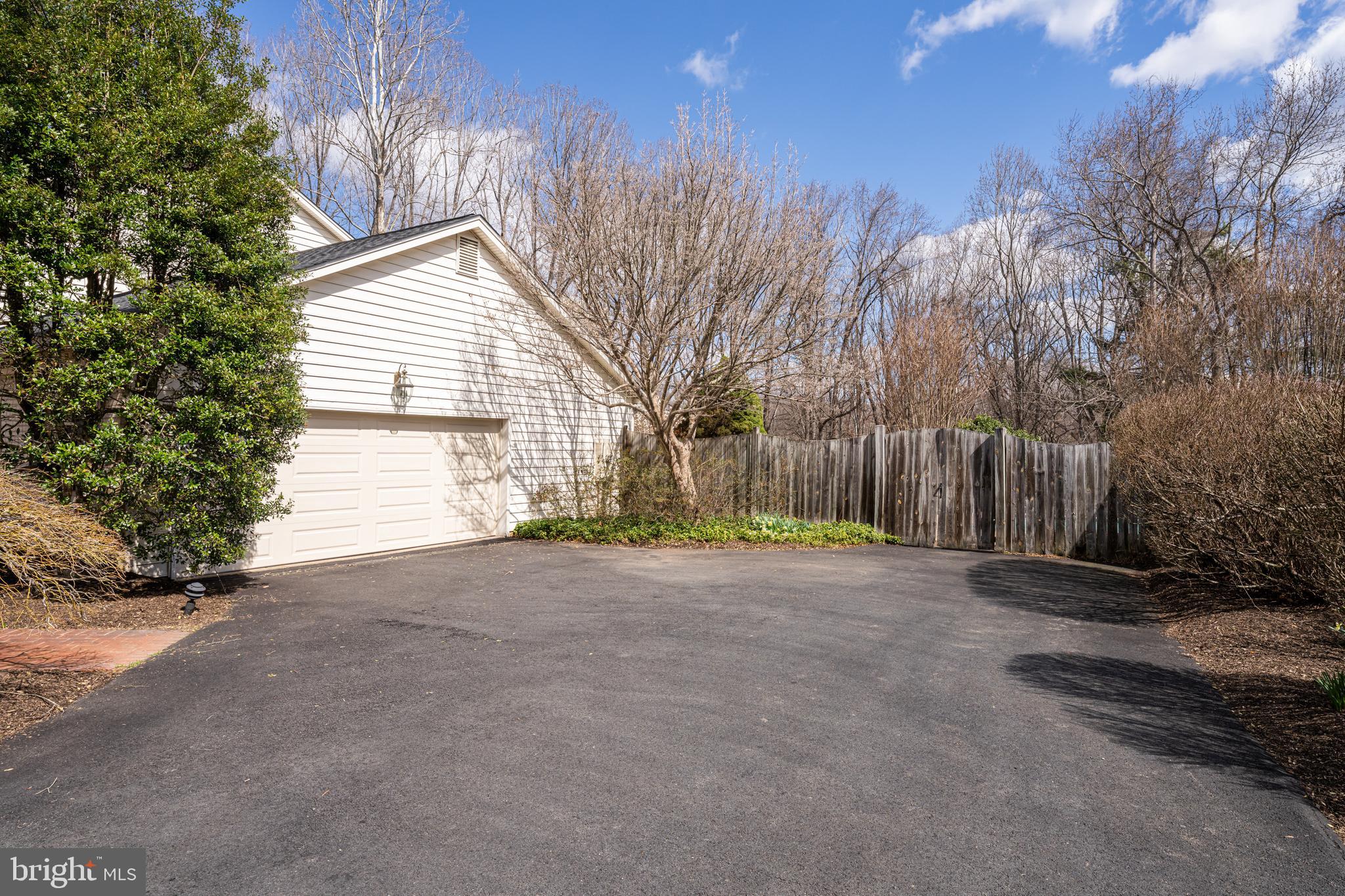 SADDLEBROOK ESTATES - Residential