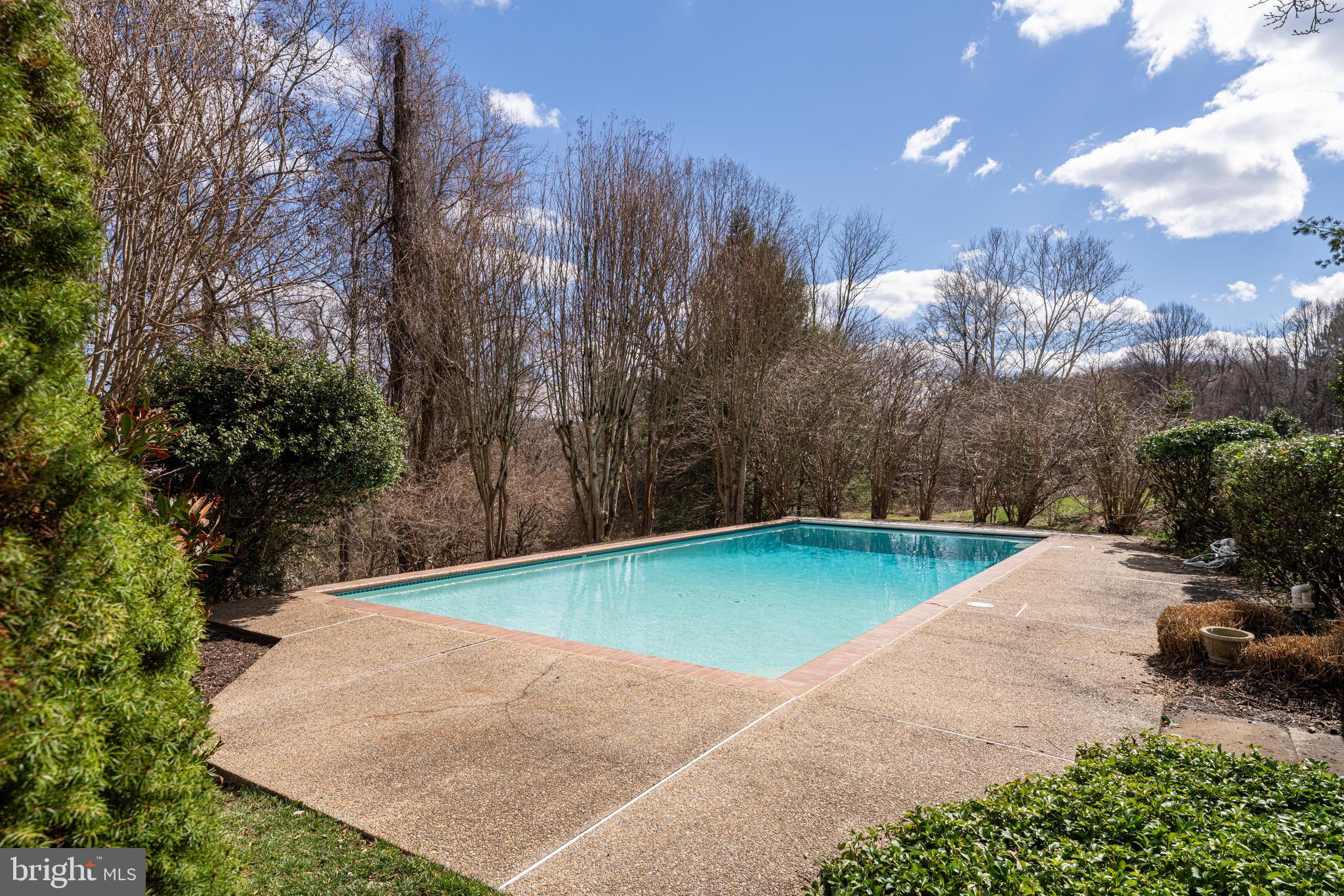 SADDLEBROOK ESTATES - Residential