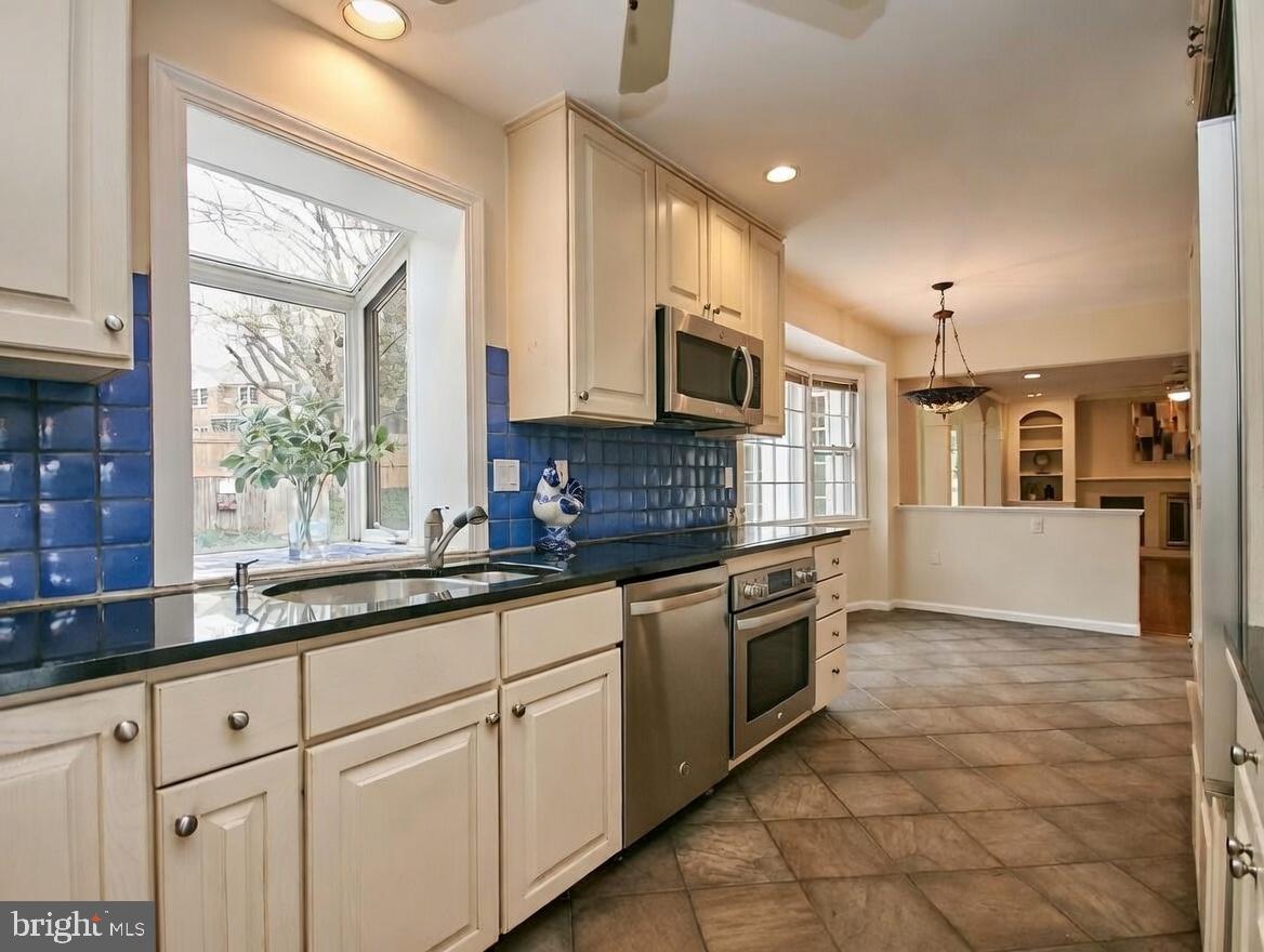 GREENWAY HEIGHTS - Residential