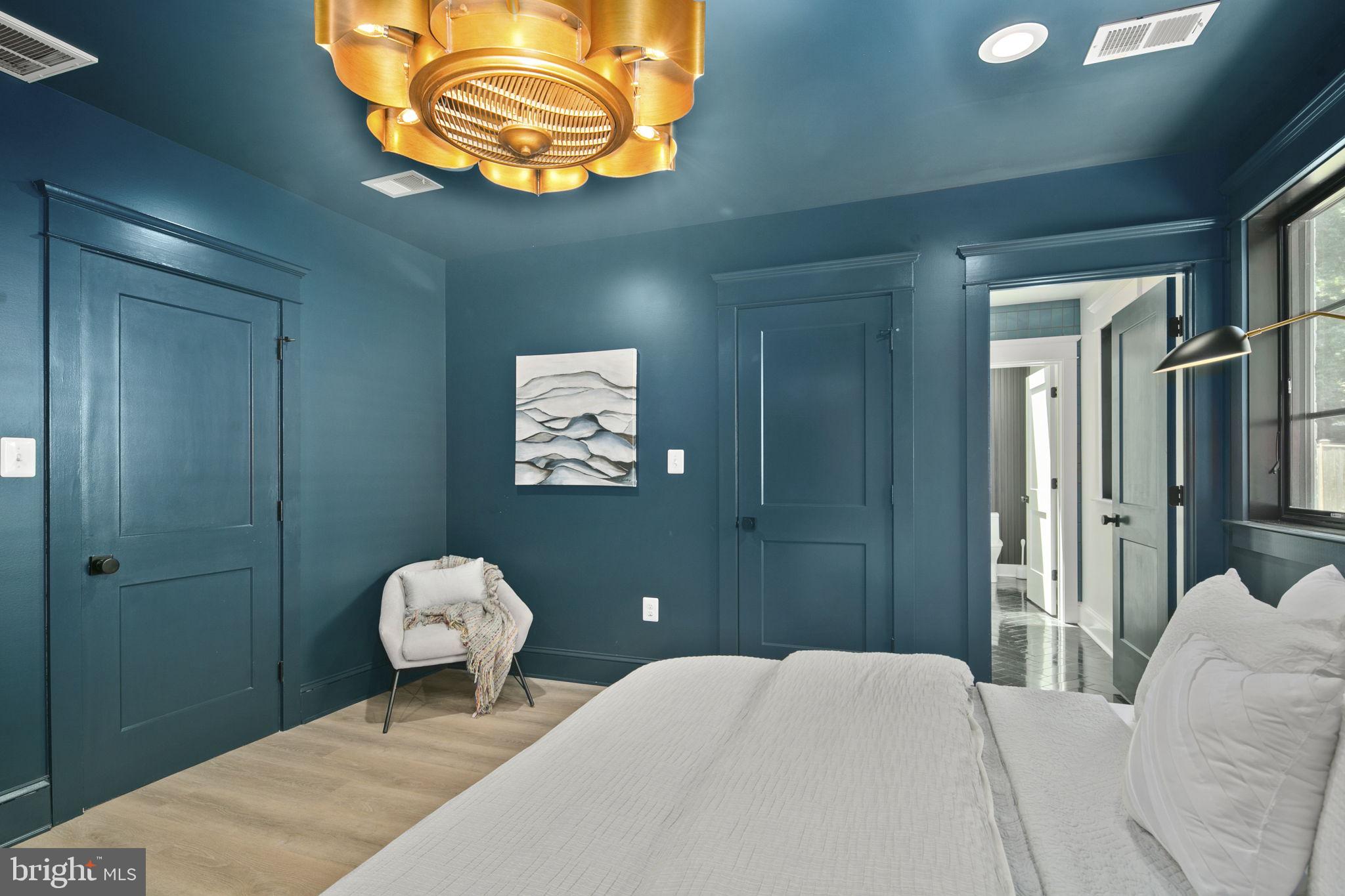 POPLAR HEIGHTS - Residential