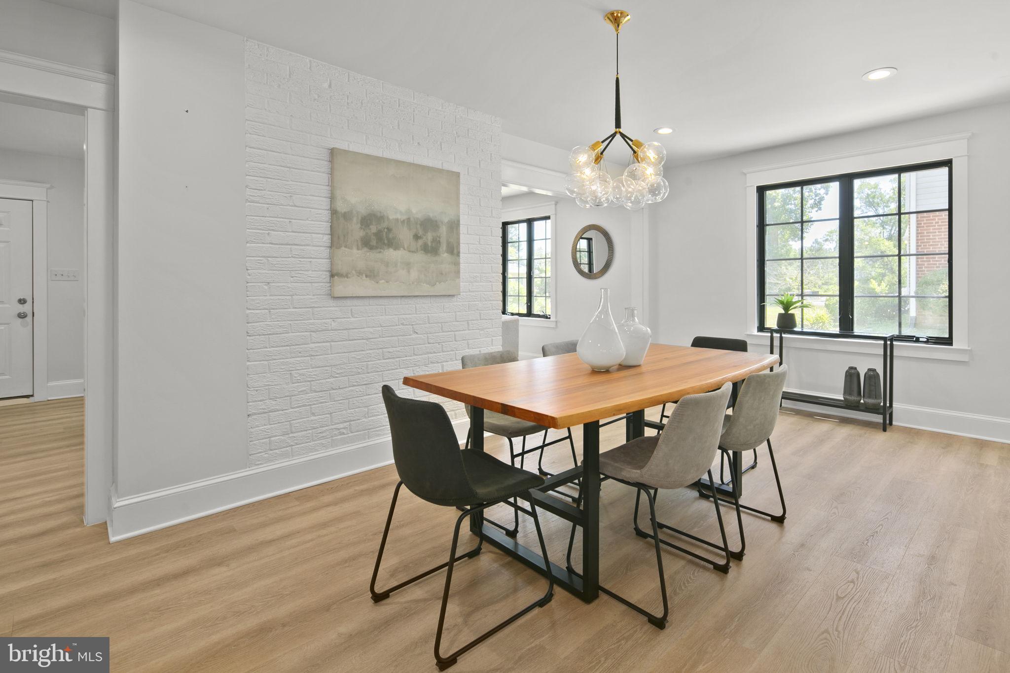 POPLAR HEIGHTS - Residential