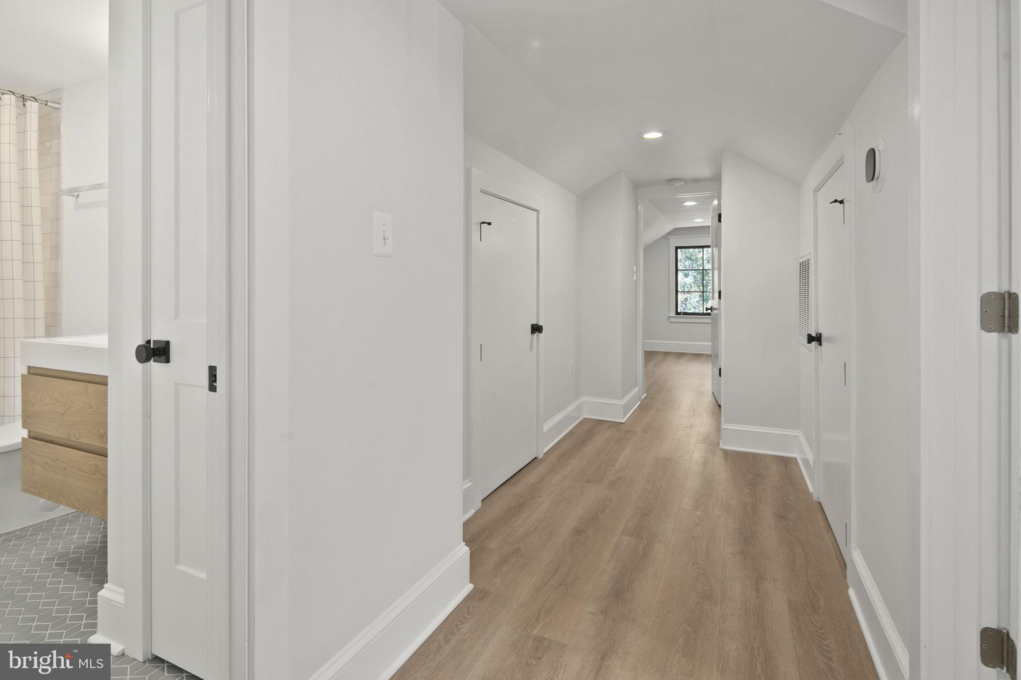 POPLAR HEIGHTS - Residential