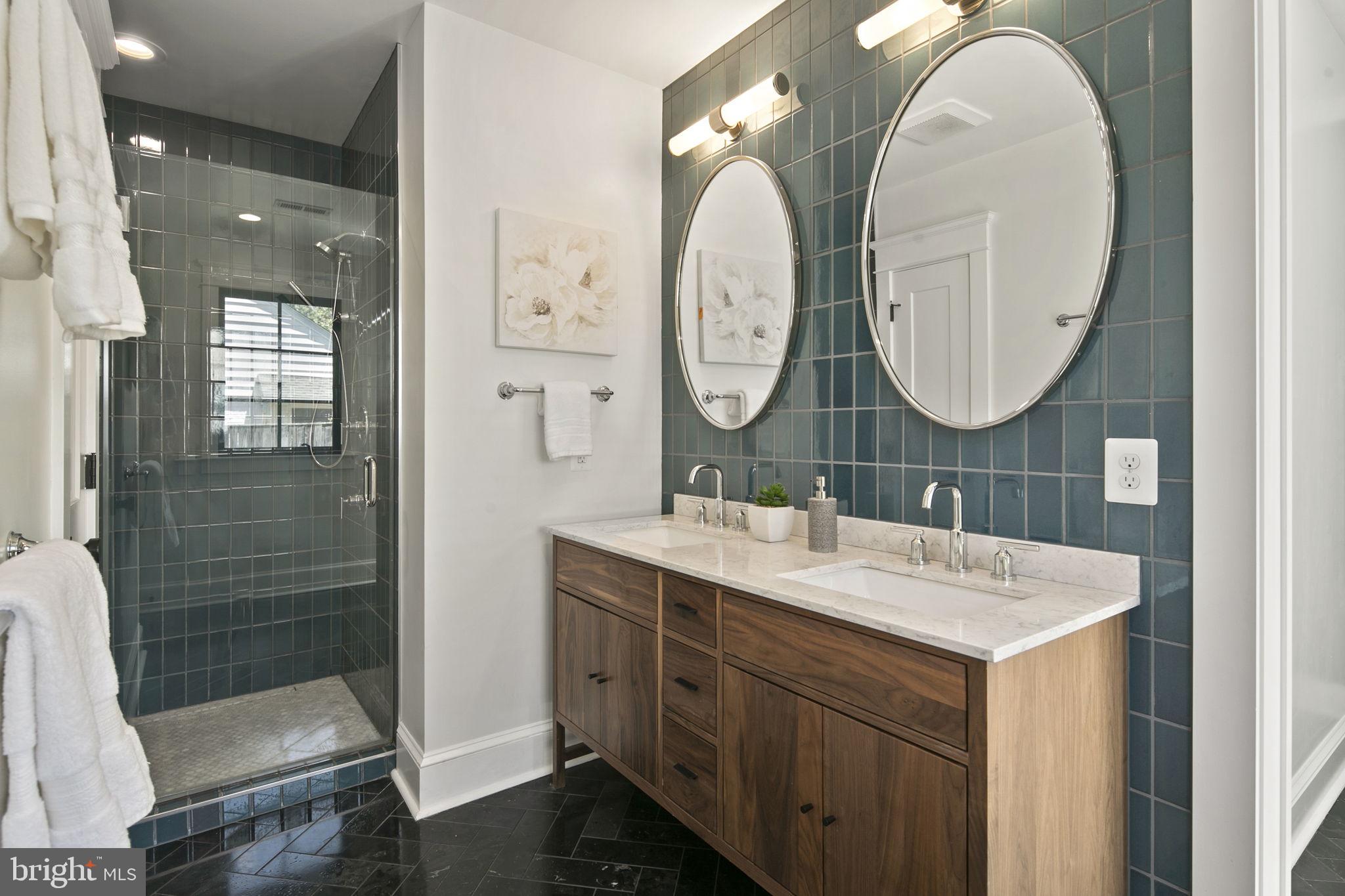 POPLAR HEIGHTS - Residential