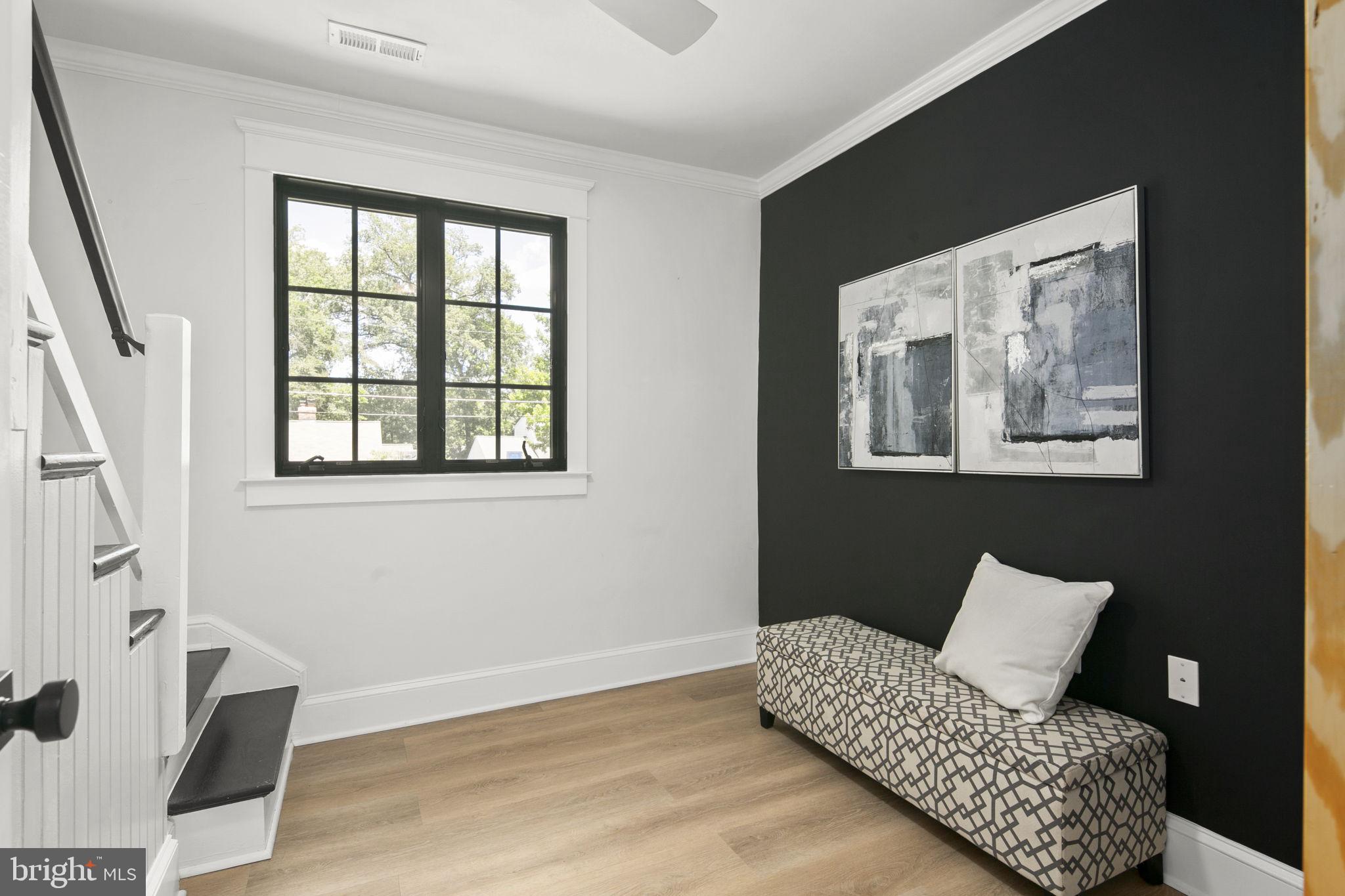 POPLAR HEIGHTS - Residential