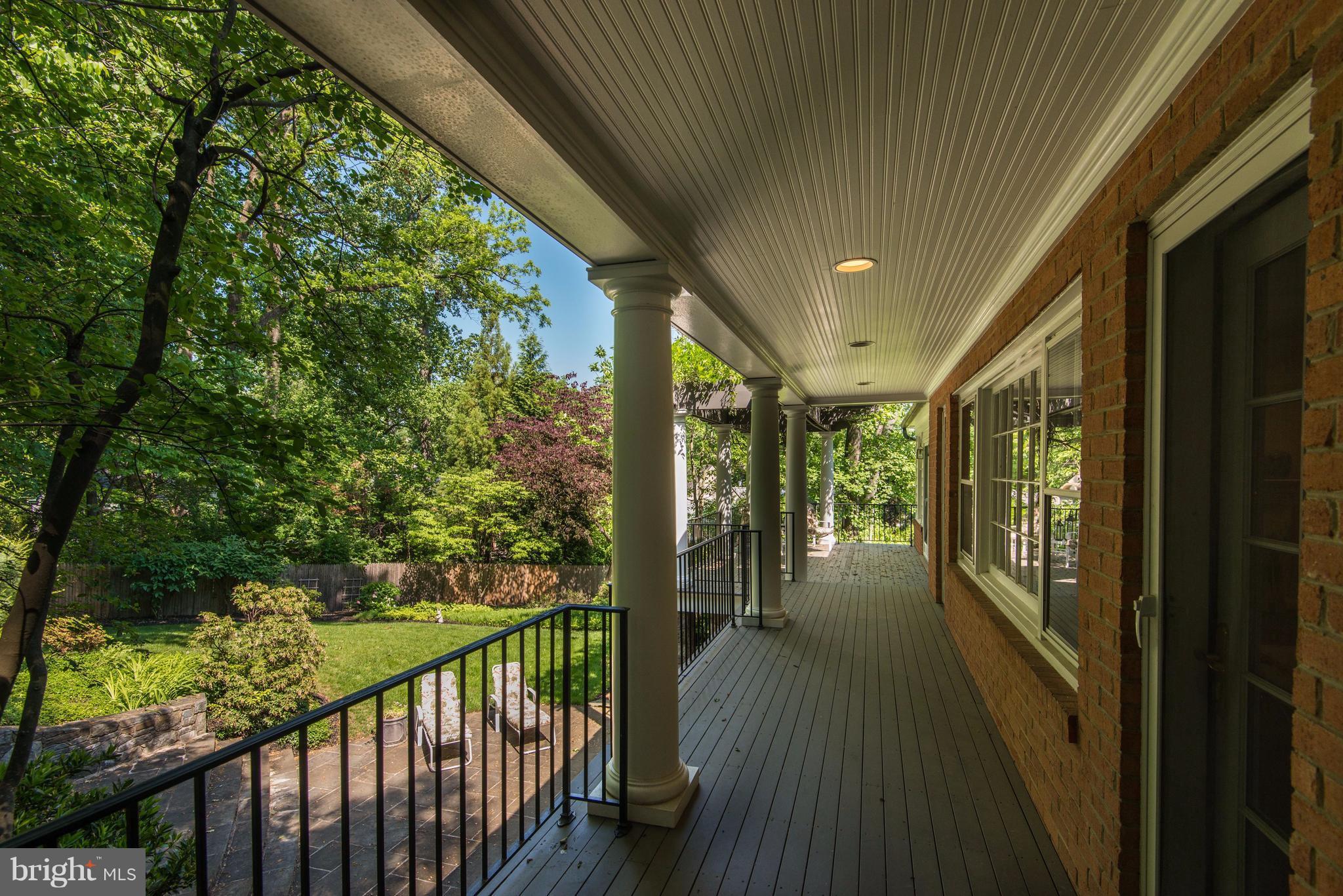 BRADLEY HILLS - Residential