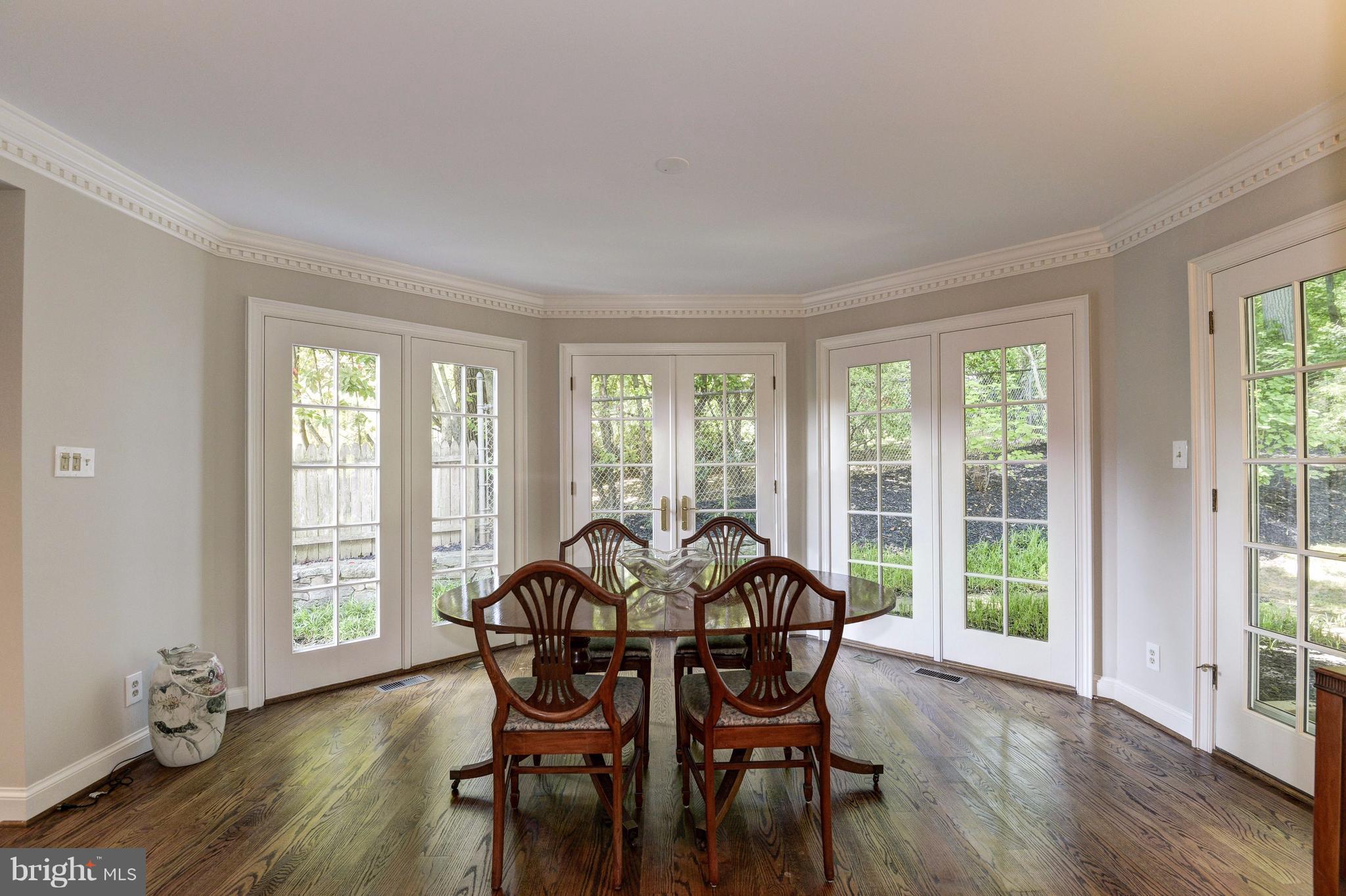 BRADLEY HILLS - Residential