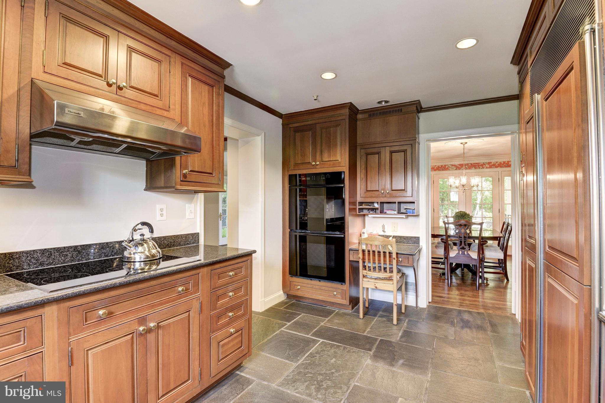 BRADLEY HILLS - Residential