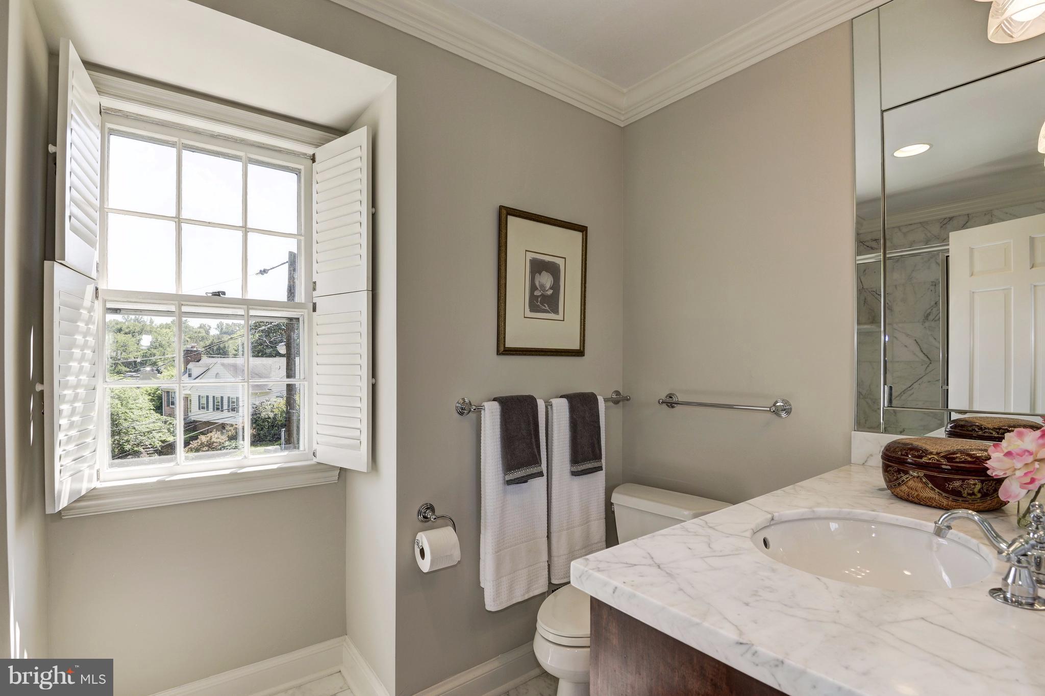 BRADLEY HILLS - Residential